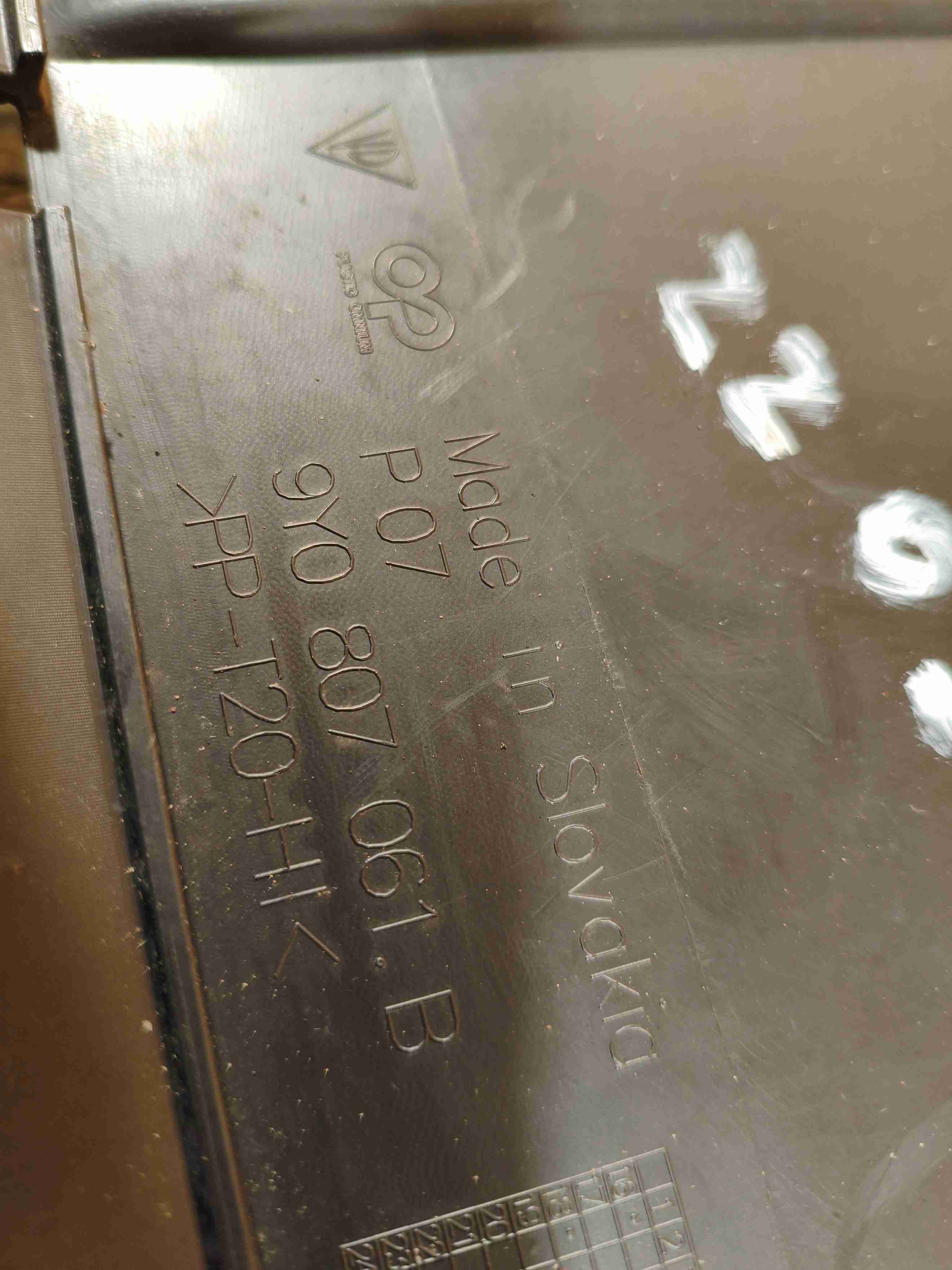 Юбка бампера нижняя Porsche Cayenne 220923-118