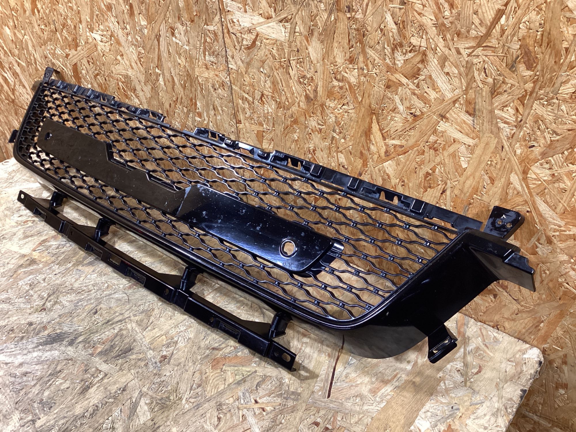 Заглушка, вставка (решітка) в бампер Land Rover Range Rover Sport L494 221026-118