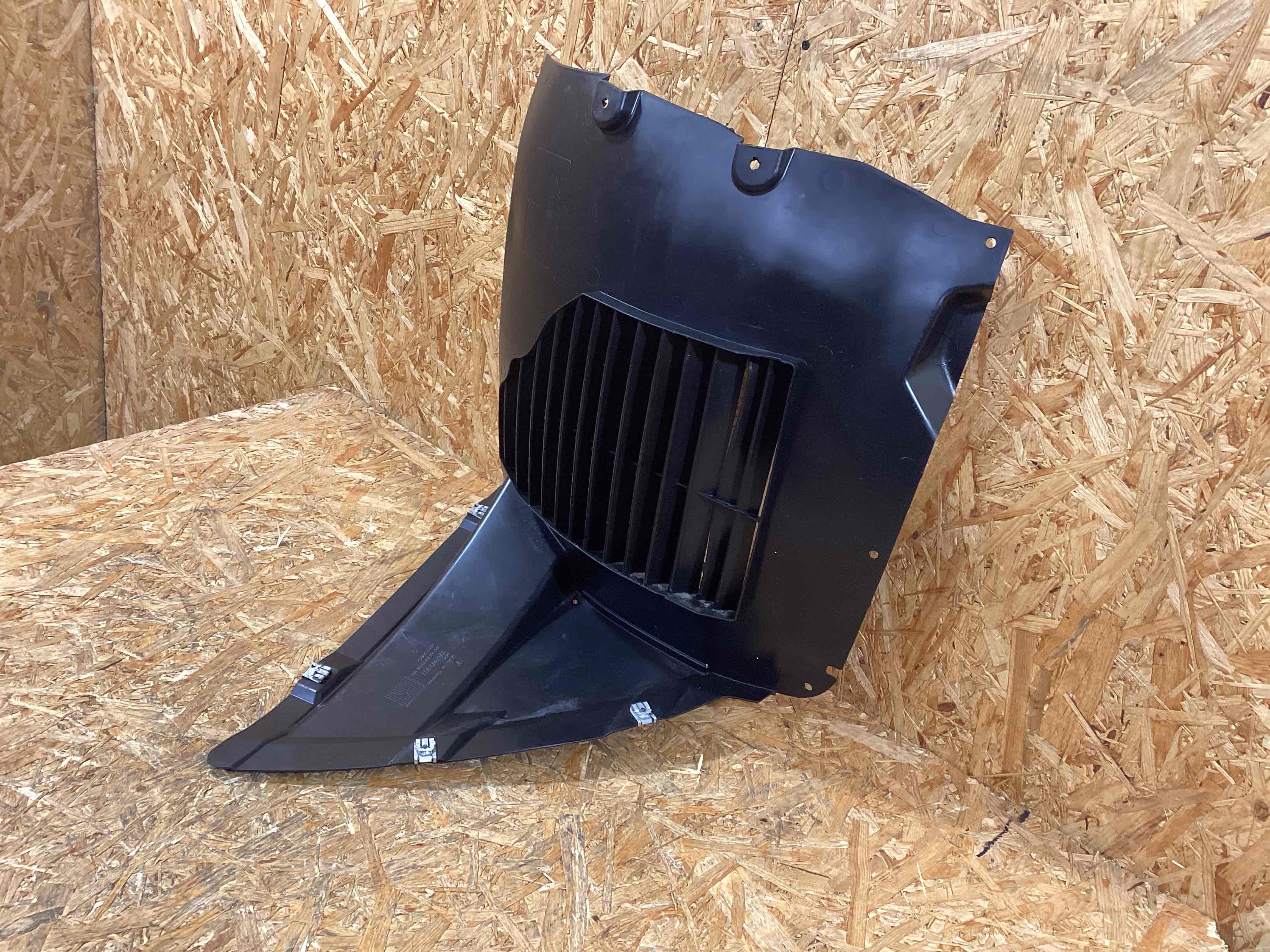 Защита арок передняя левая (подкрылок) Porsche Panamera 221225-128