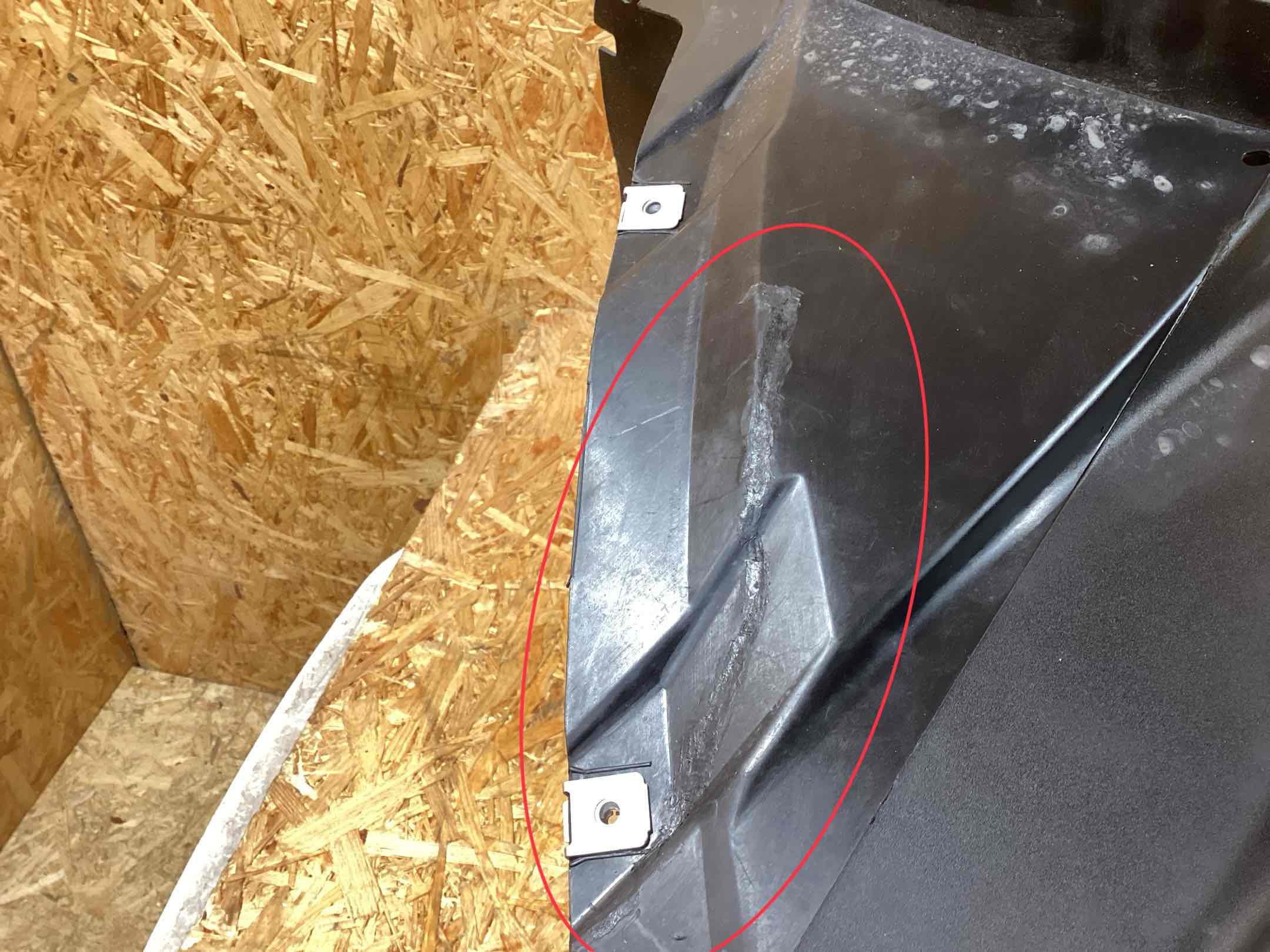 Защита арок передняя левая (подкрылок) Porsche Panamera 221225-128