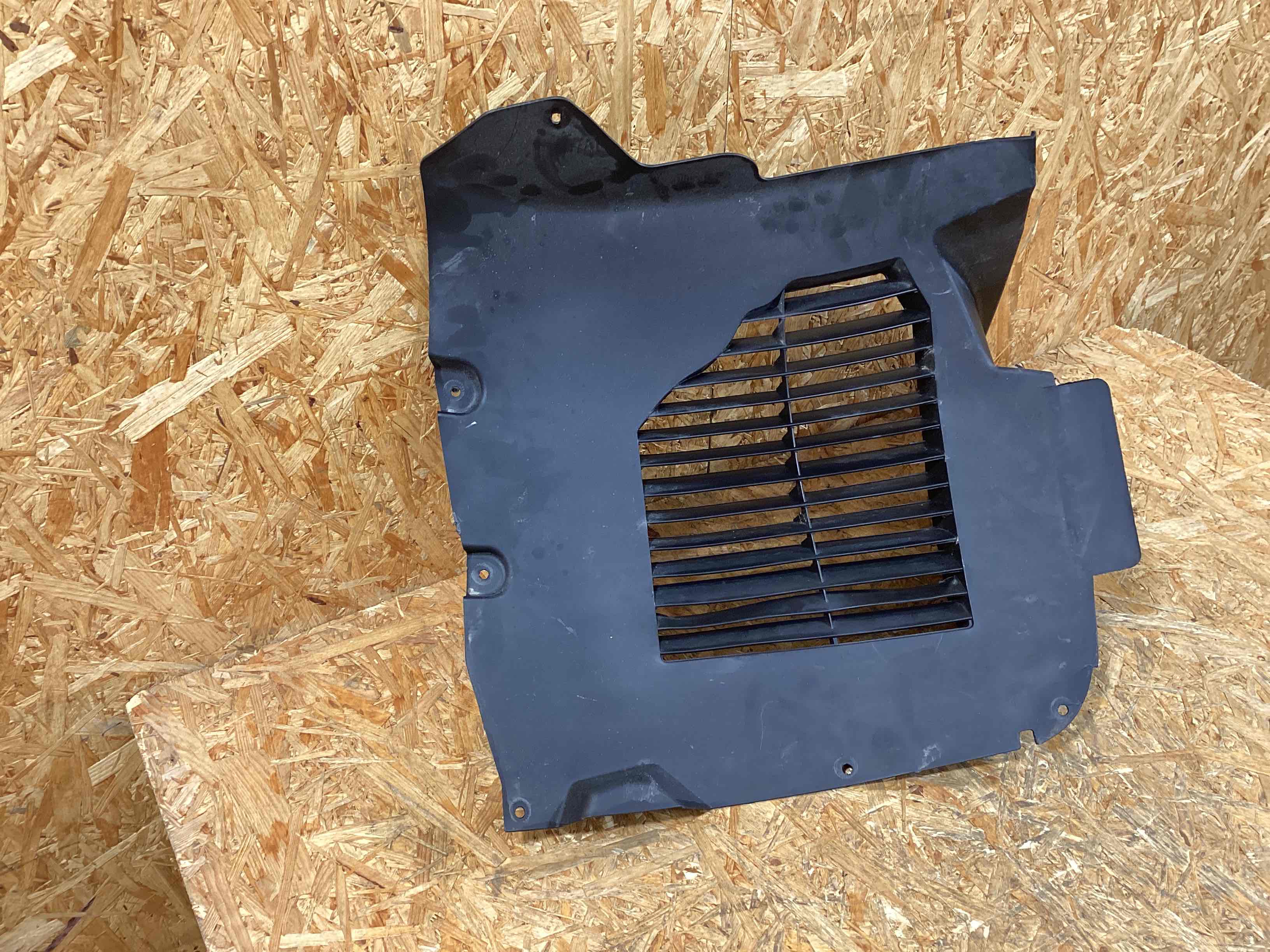 Защита арок передняя левая (подкрылок) Porsche Panamera 221225-128