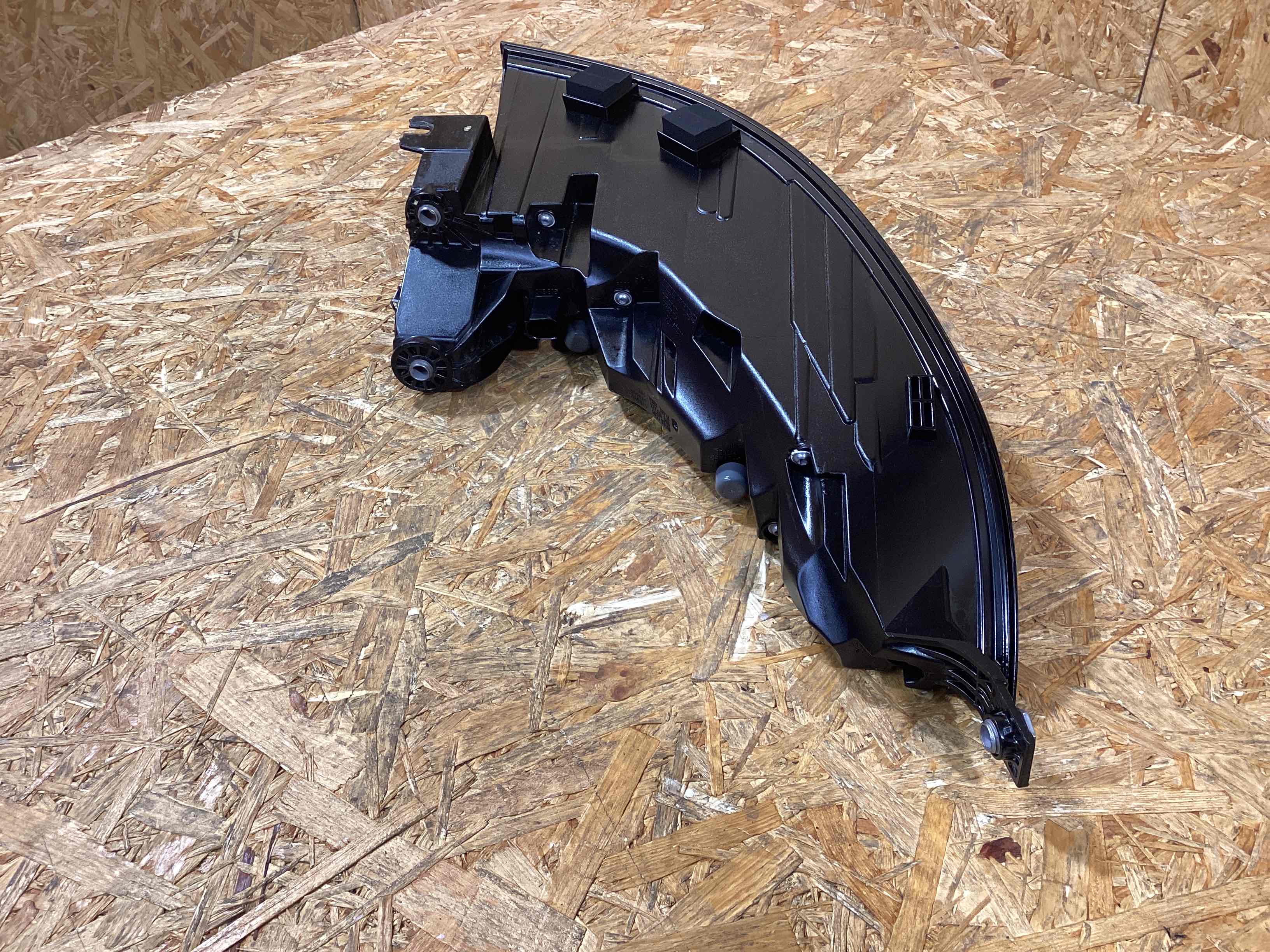 Фонарь задний правый Porsche Panamera 221225-132