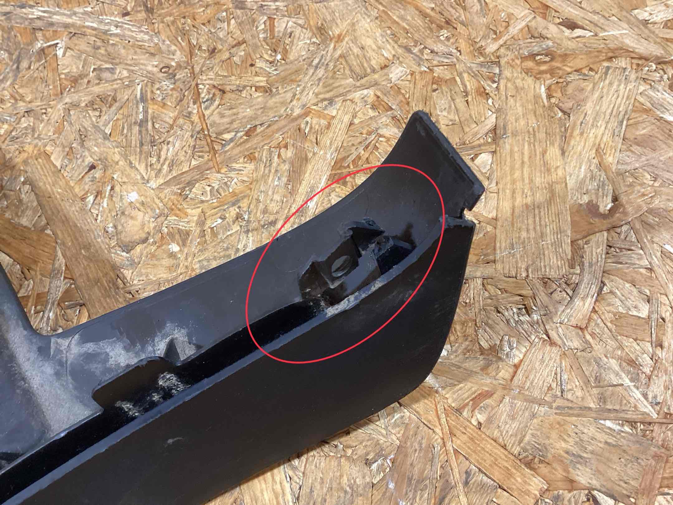 Защита арок передняя правая (подкрылок) Porsche Macan 221225-133