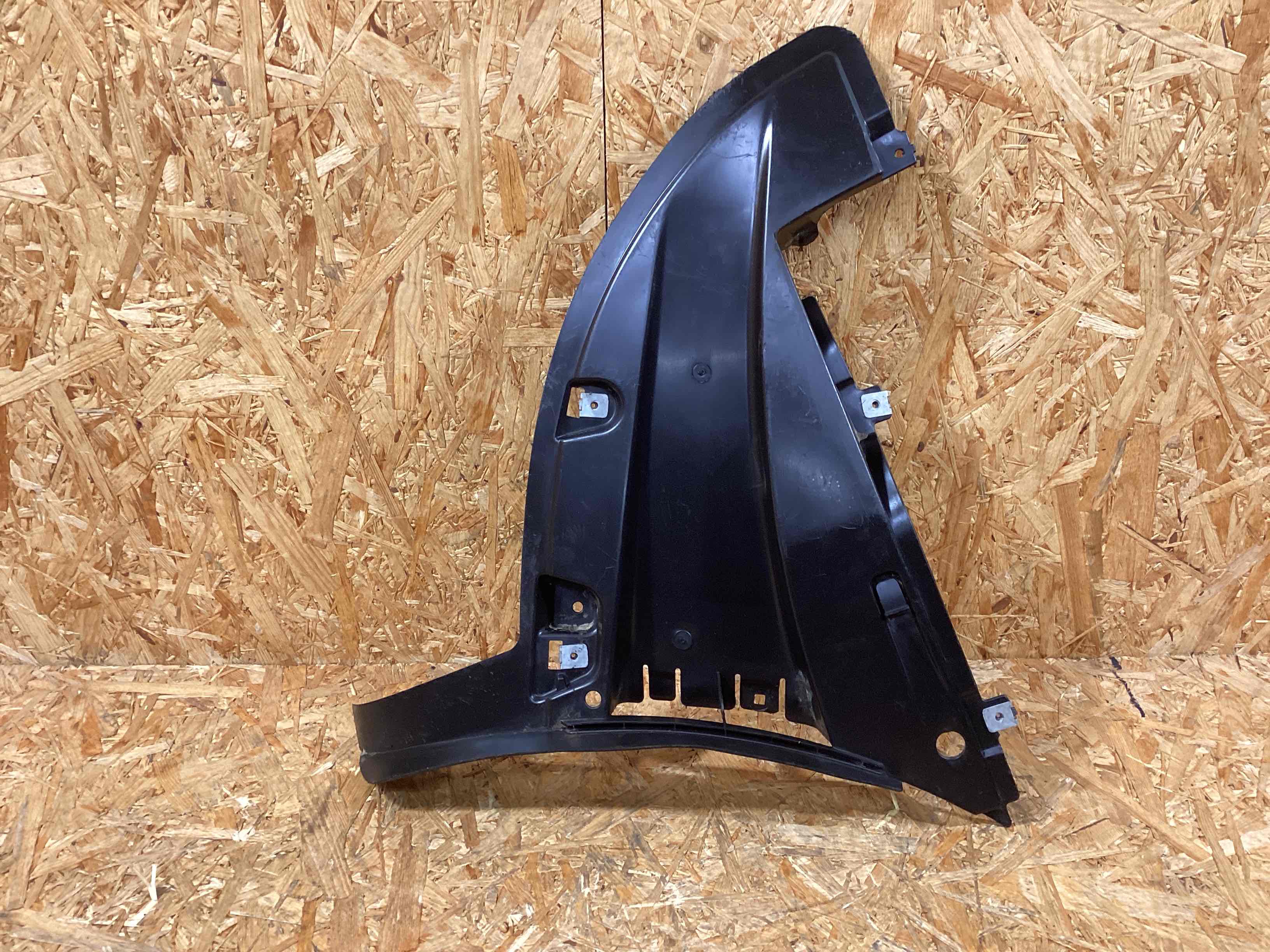 Защита арок передняя правая (подкрылок) Porsche Macan 221225-133