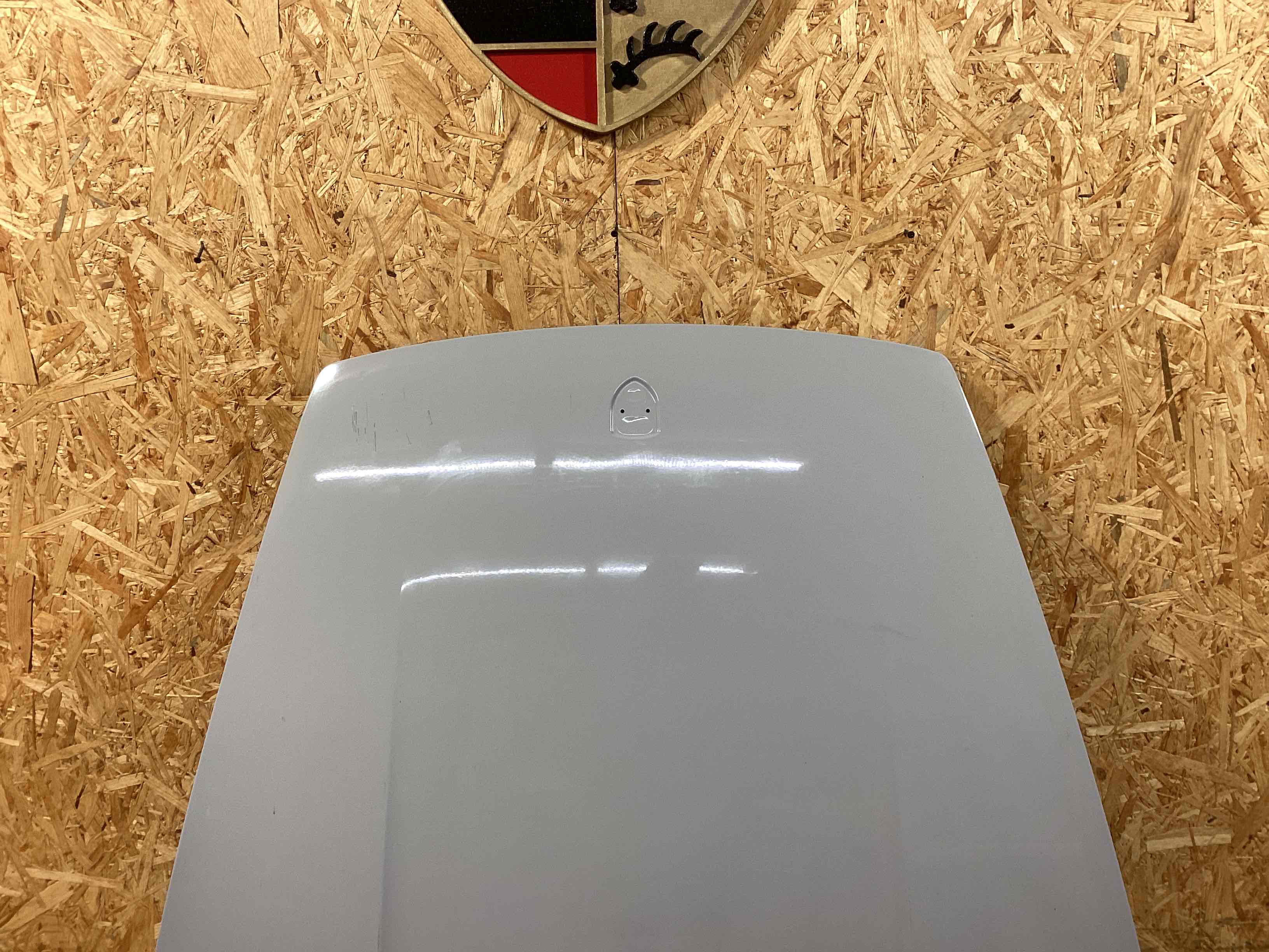 Капот Porsche 911 230126-102