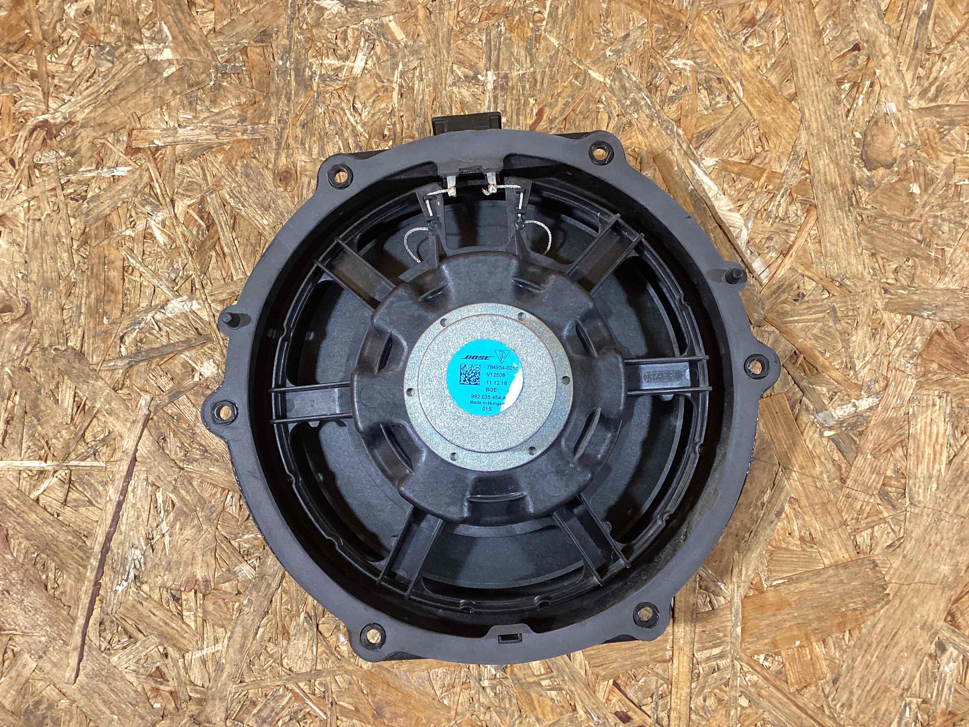 Динамик Porsche 911 230126-105