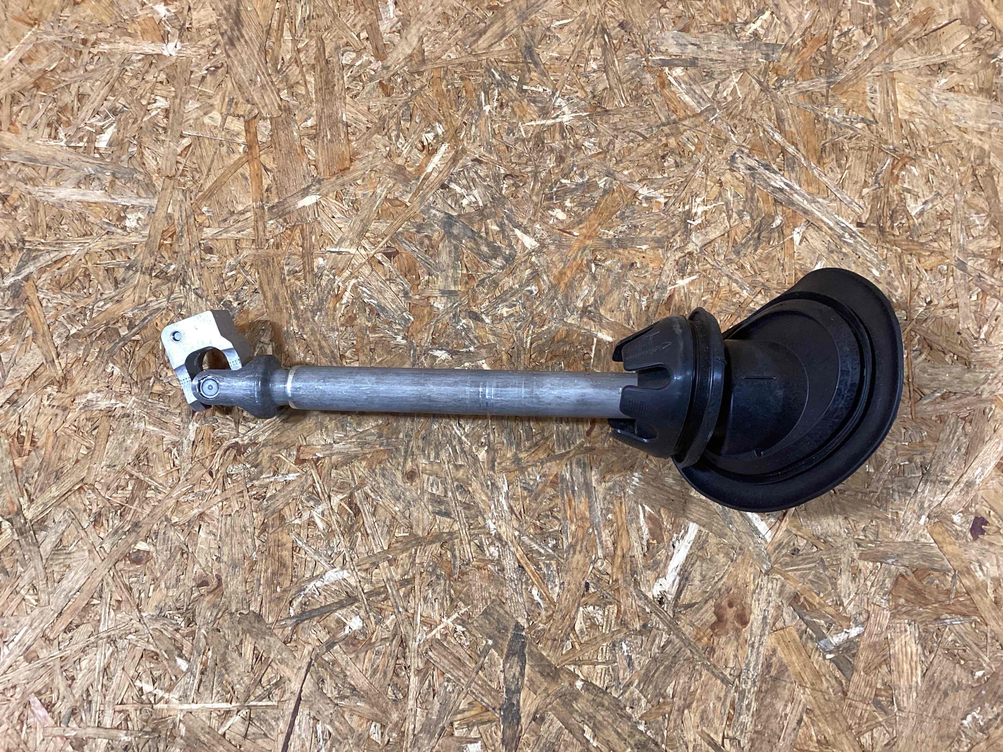 Рулевой кардан Porsche Macan 230126-108