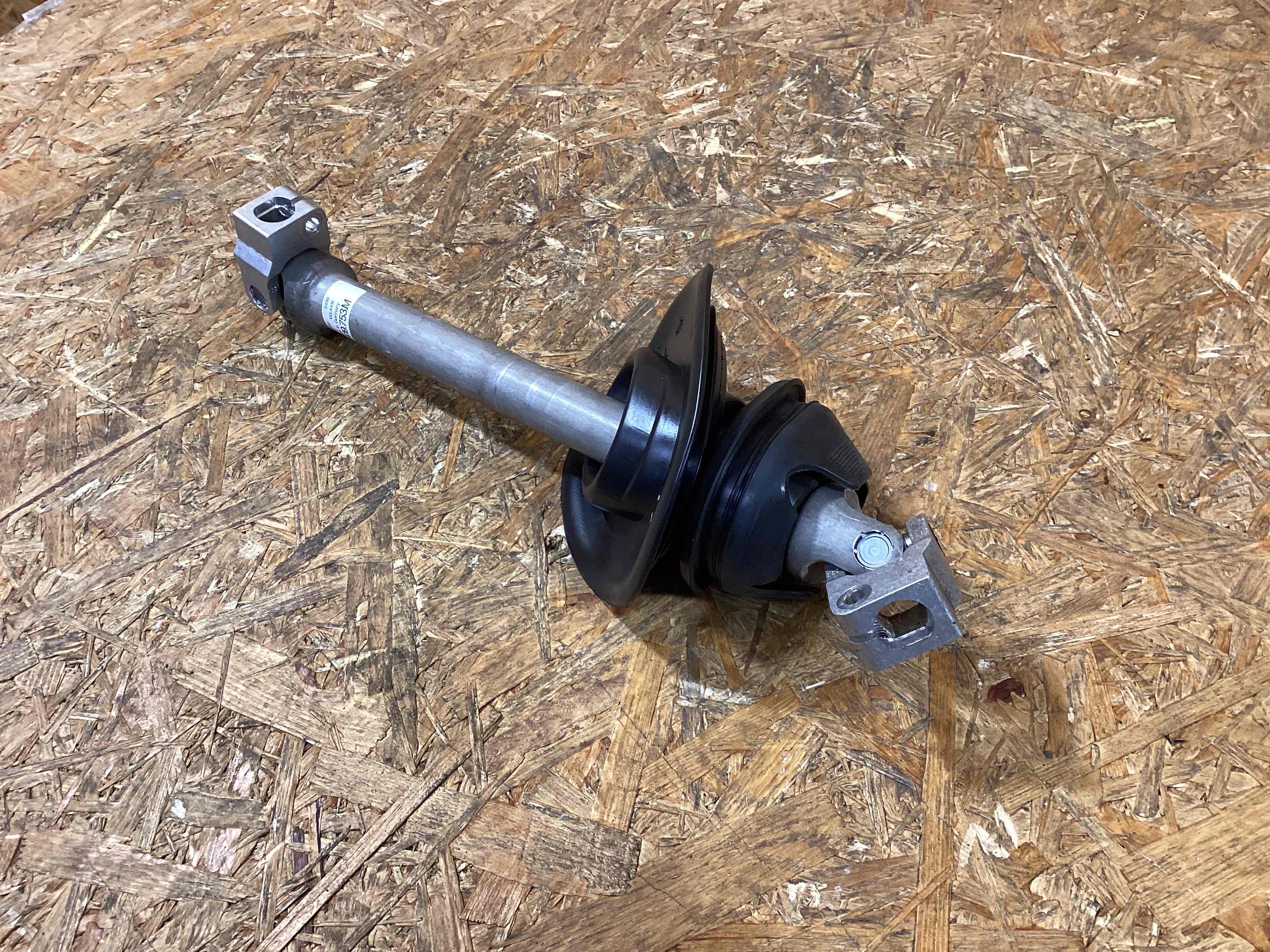 Рулевой кардан Porsche Macan 230226-101