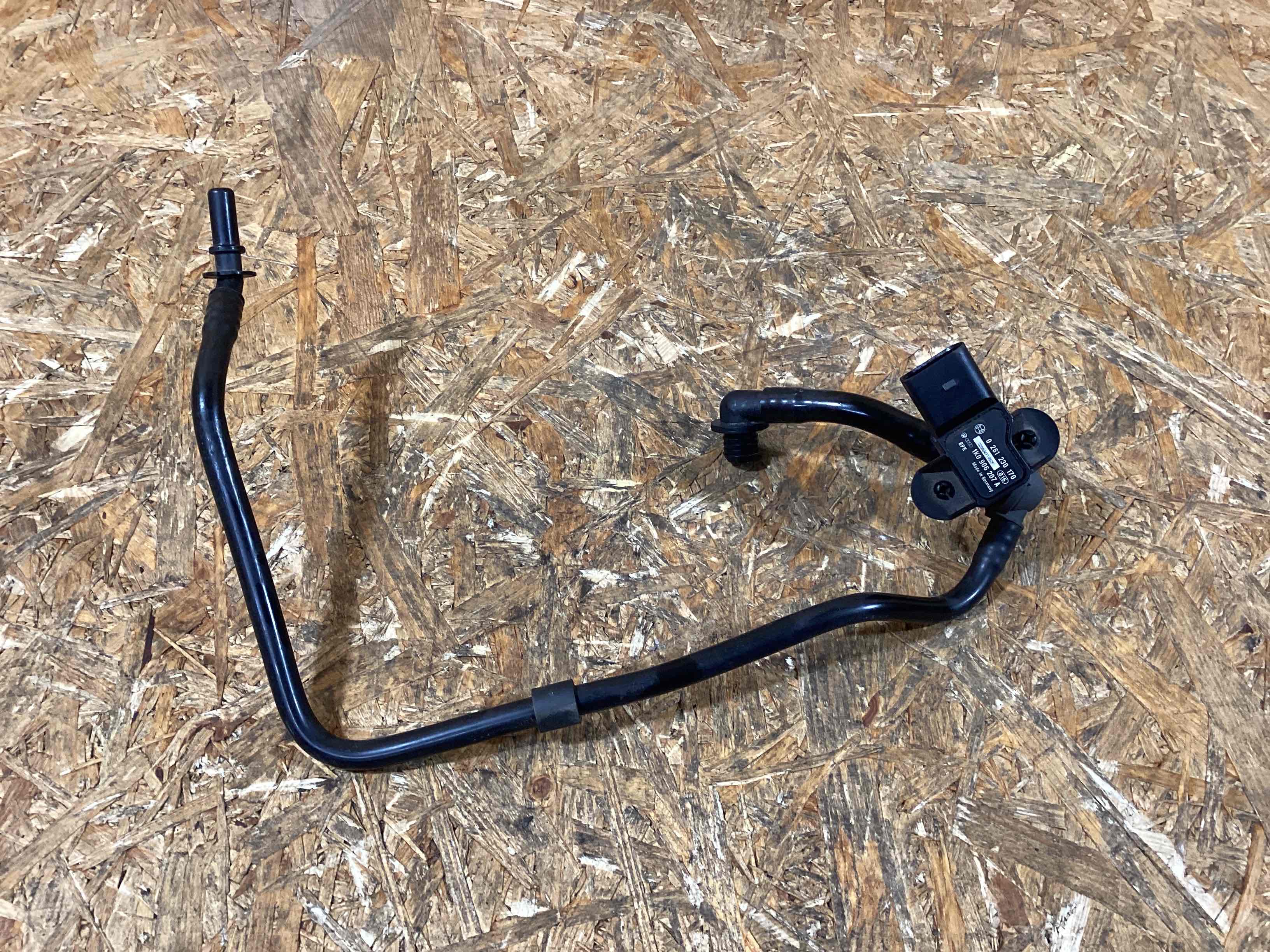 Патрубок Porsche Macan 230226-105