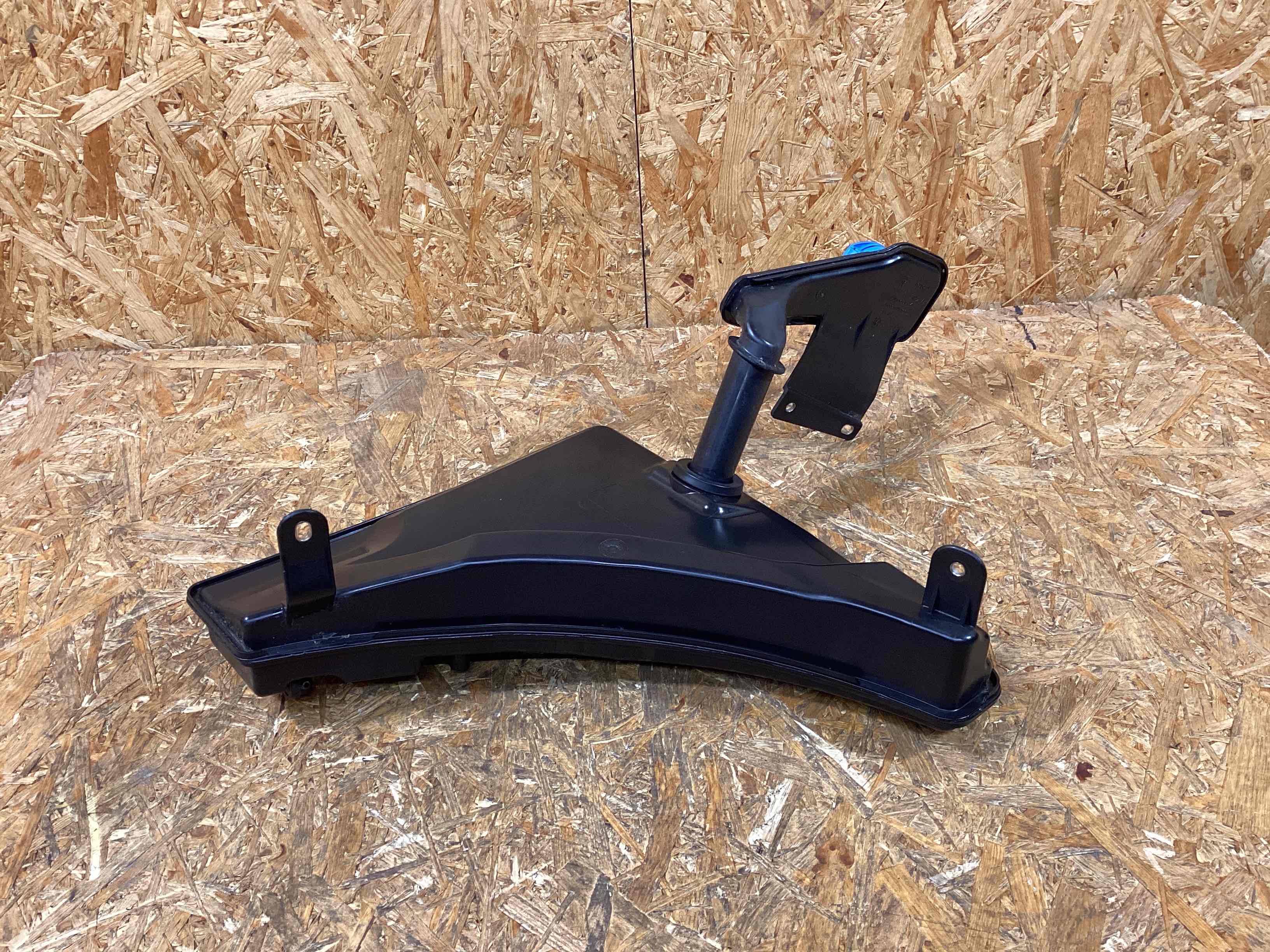 Бачок омывателя Porsche Macan 230226-106