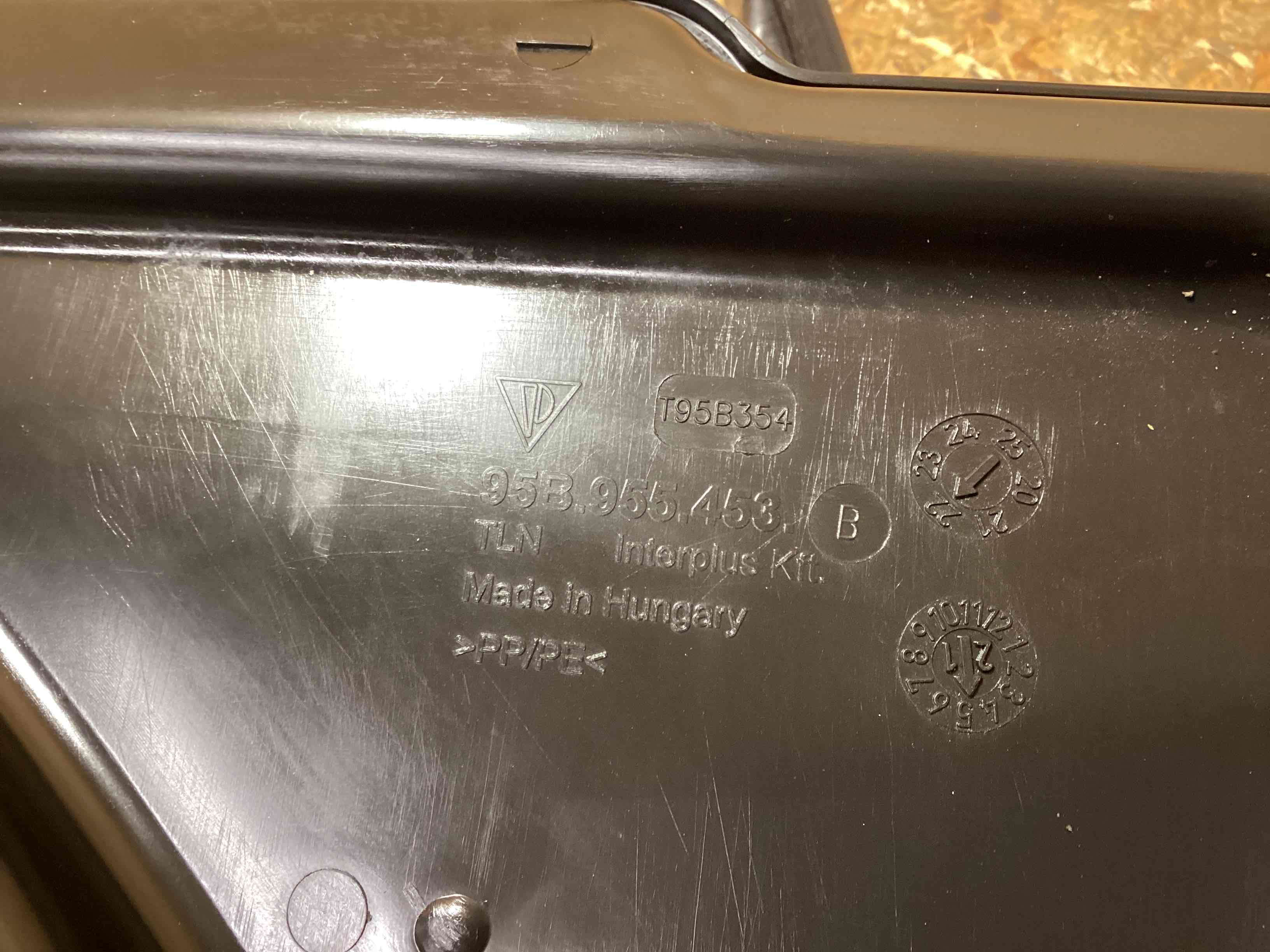 Бачок омывателя Porsche Macan 230226-106