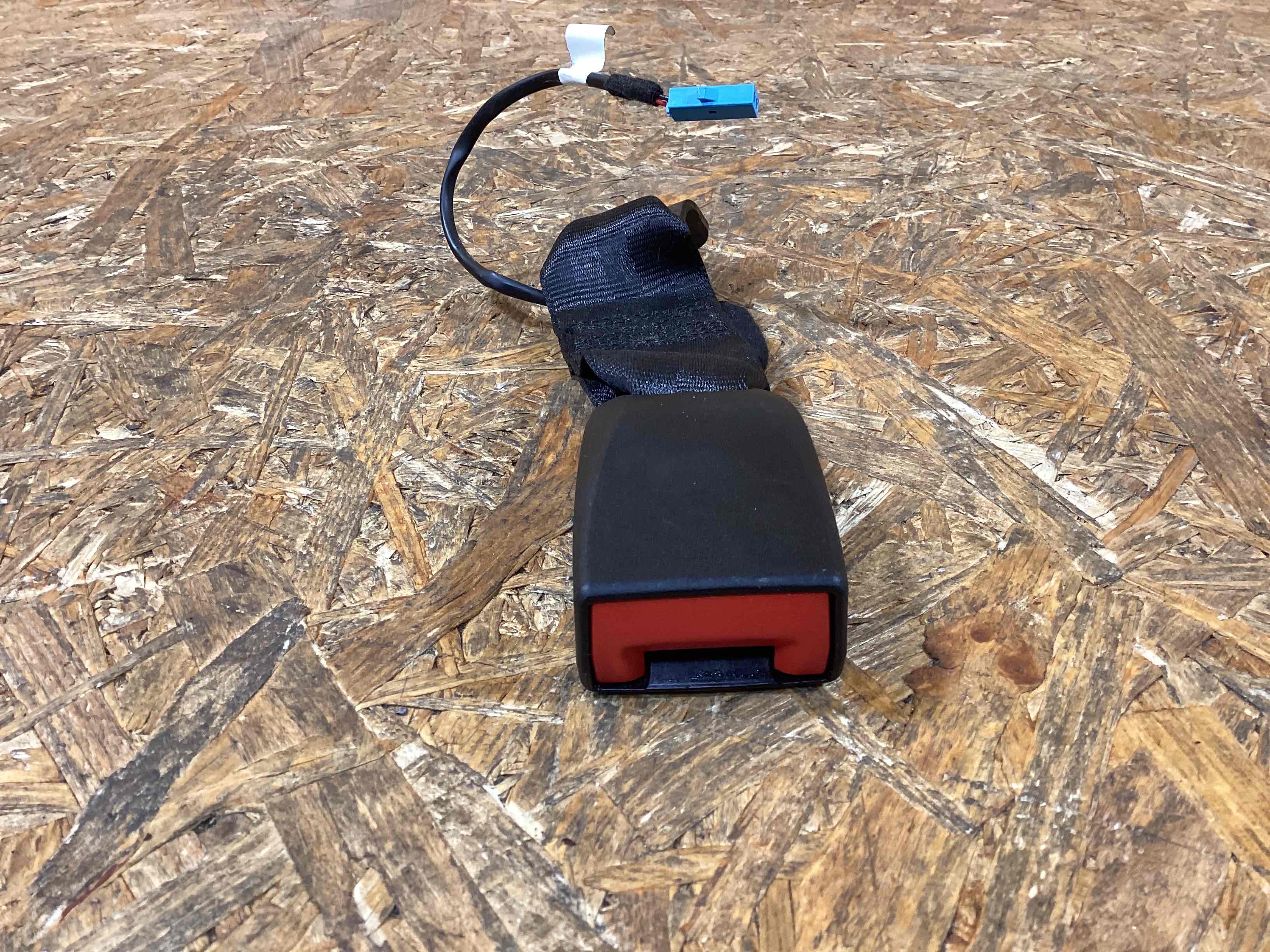 Ремень безопасности Porsche Macan 230226-110