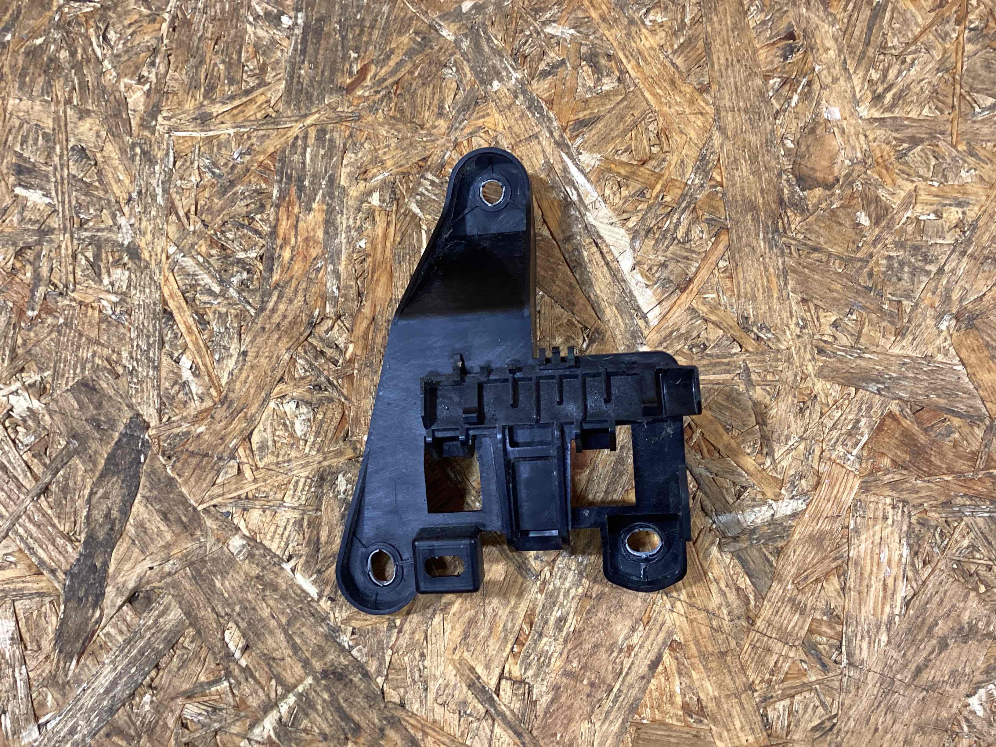 Крепление, кронштейн Porsche Macan 230226-113