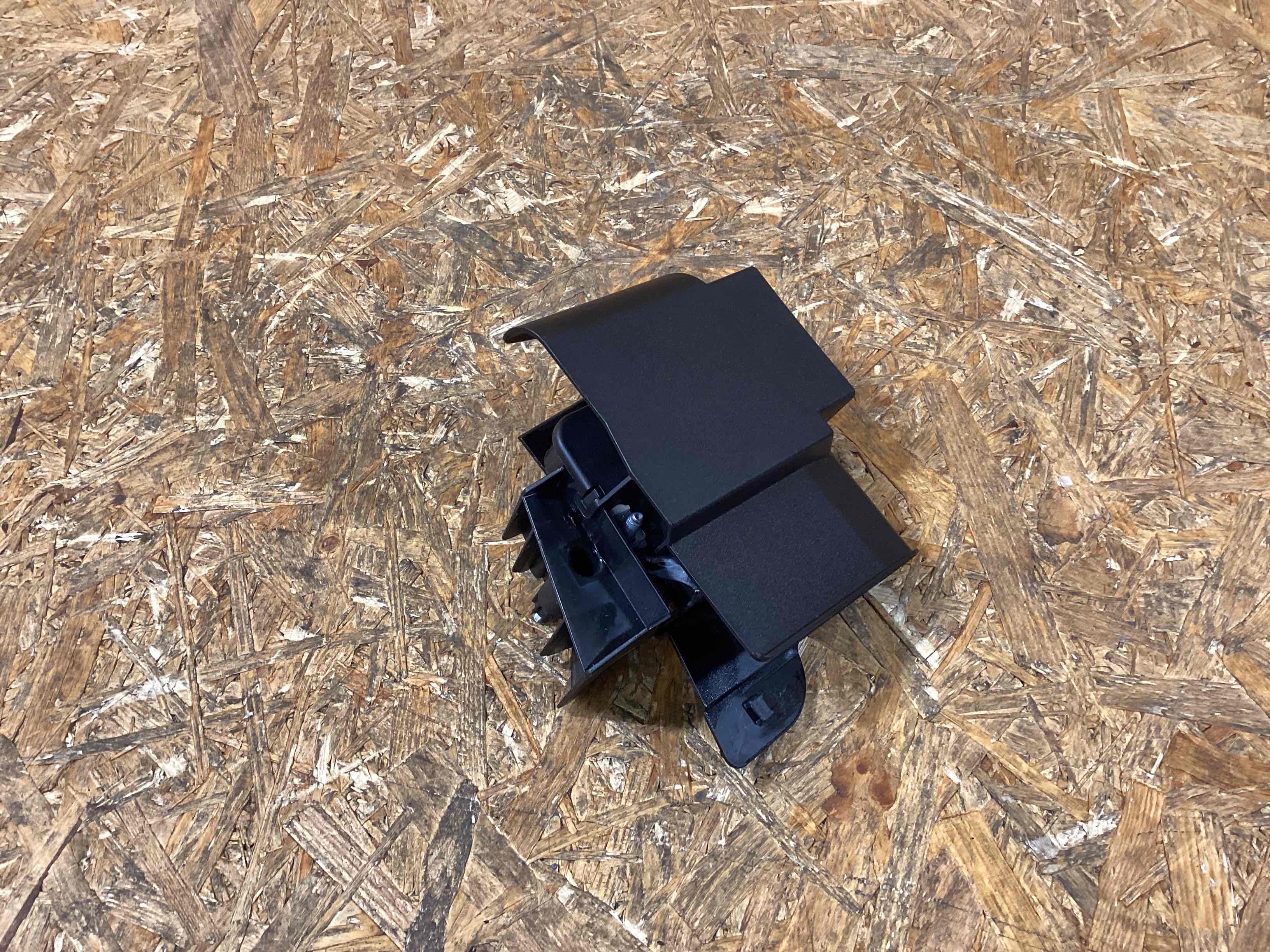 Аккумуляторная батарея, конвертор, проводка, крепление и др. Porsche Macan 230226-114