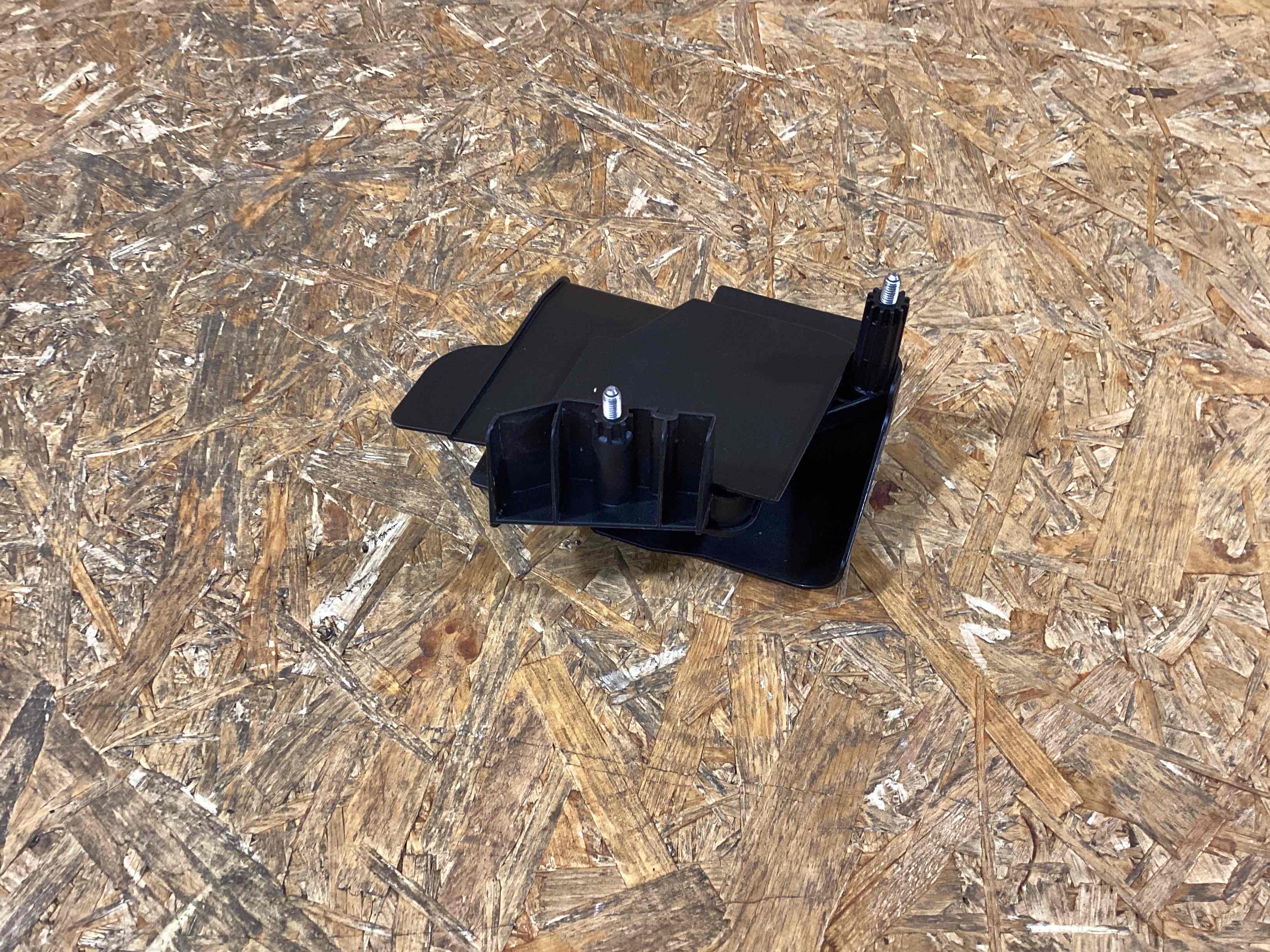 Аккумуляторная батарея, конвертор, проводка, крепление и др. Porsche Macan 230226-114