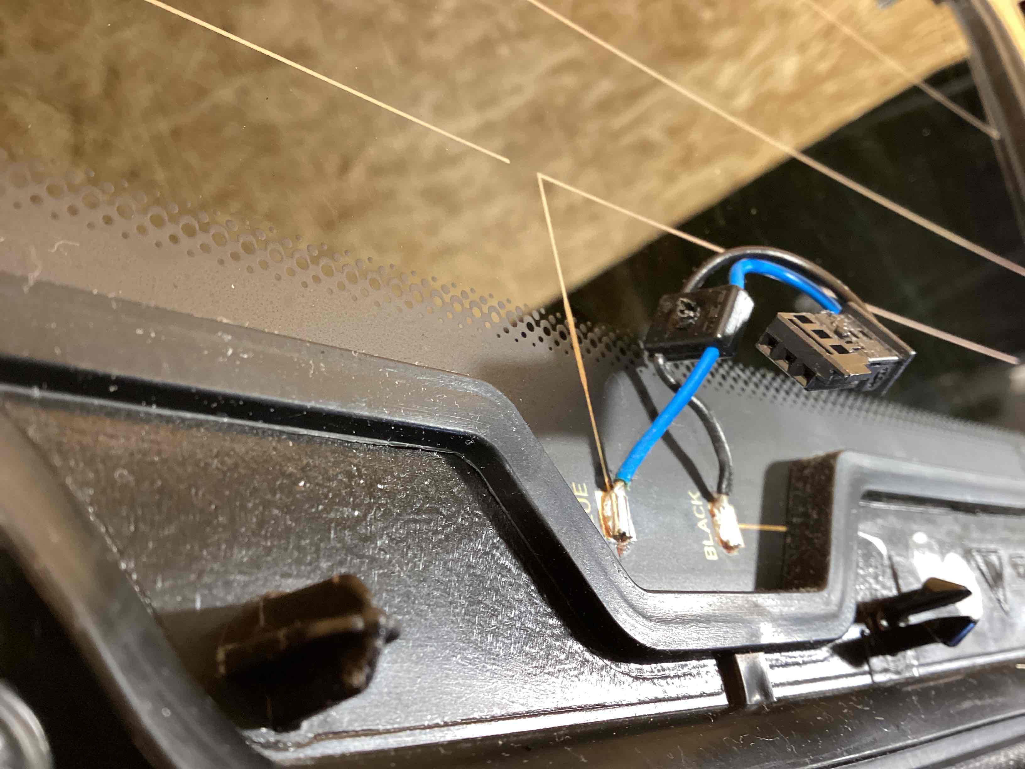 Стекло кузовное боковое правое Porsche Macan 230226-115