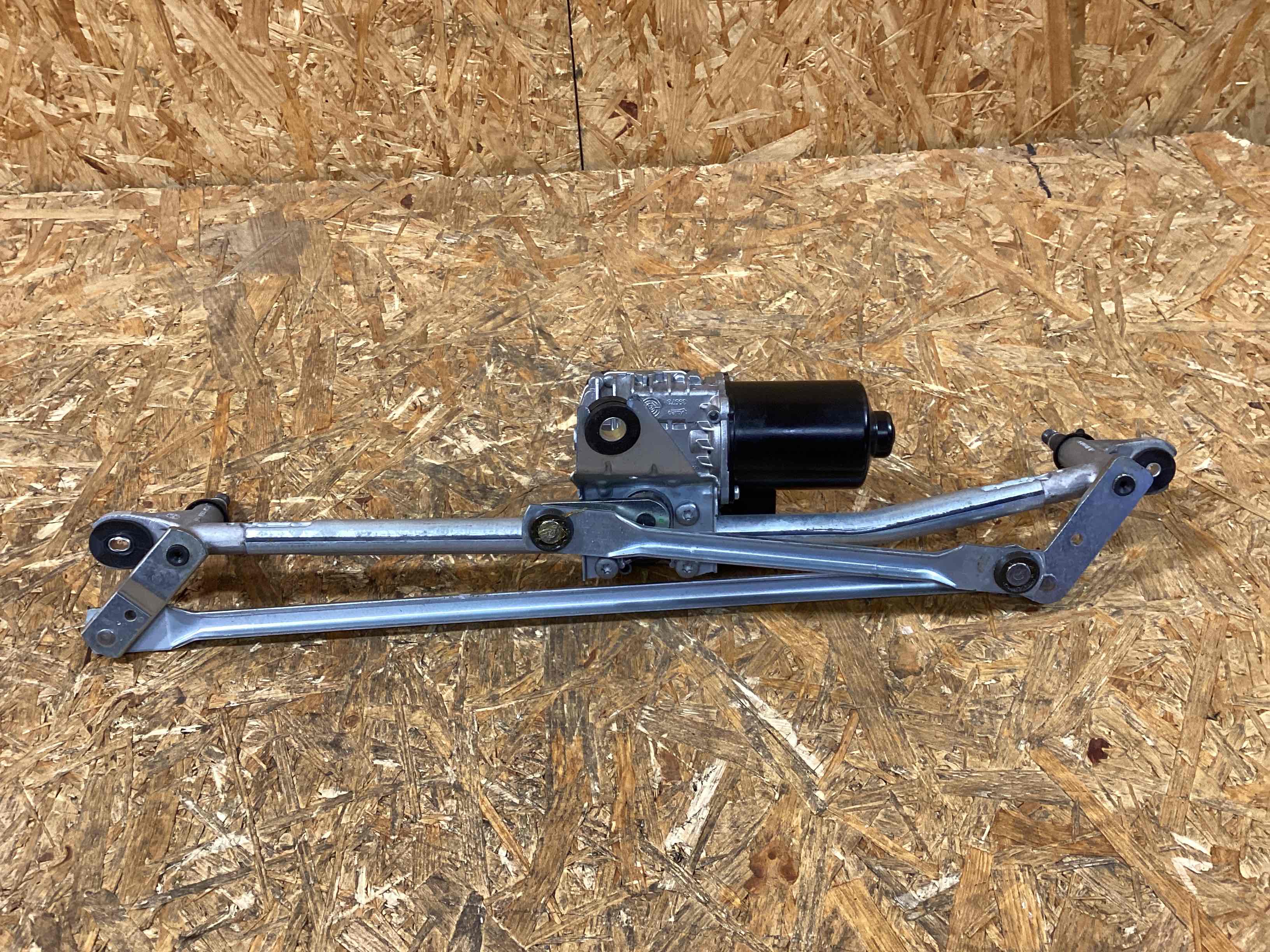 Механизм стеклоочистителя (трапеция дворников) Porsche Macan 230226-117