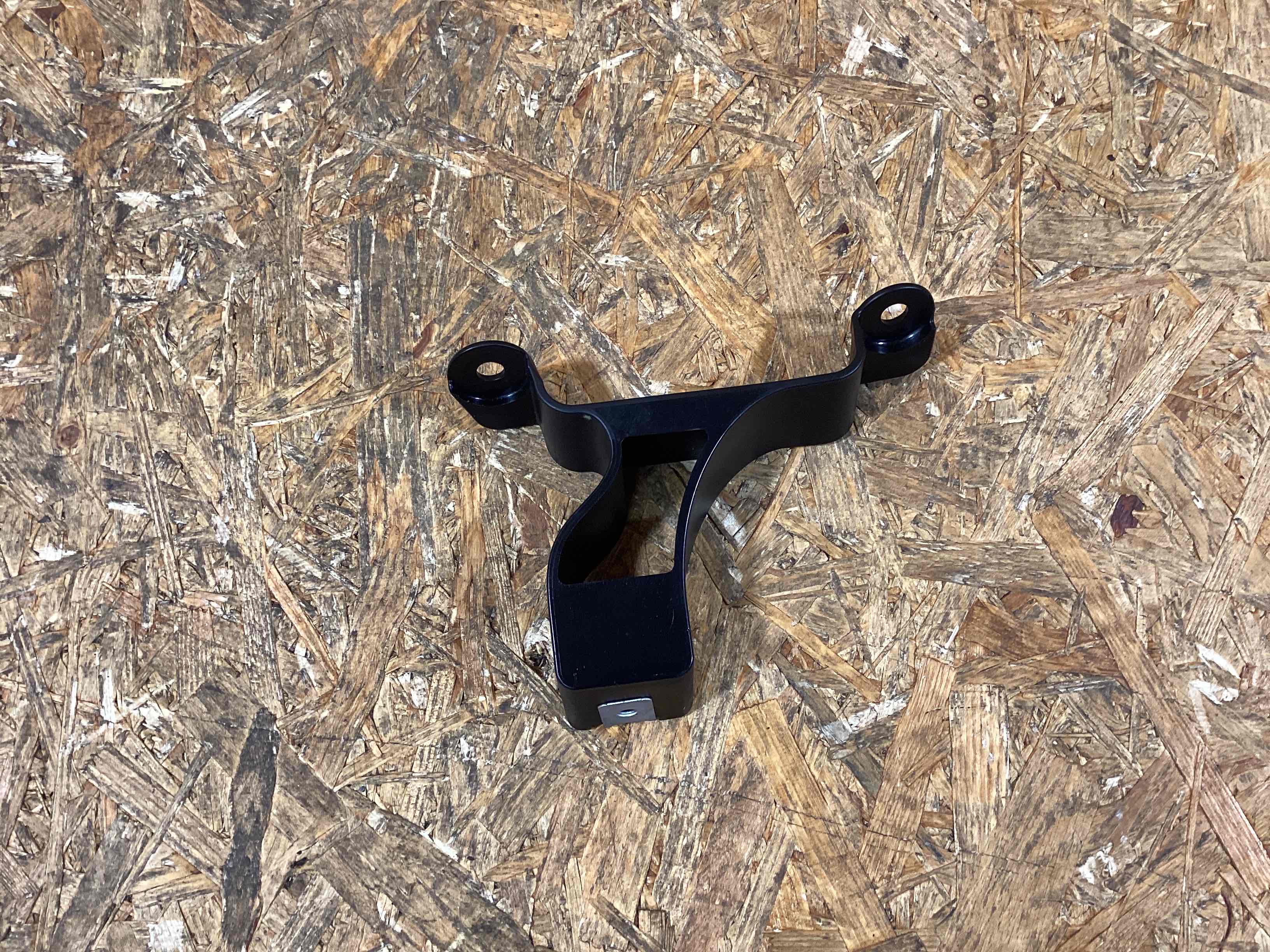 Крепление, кронштейн Porsche Macan 230226-118