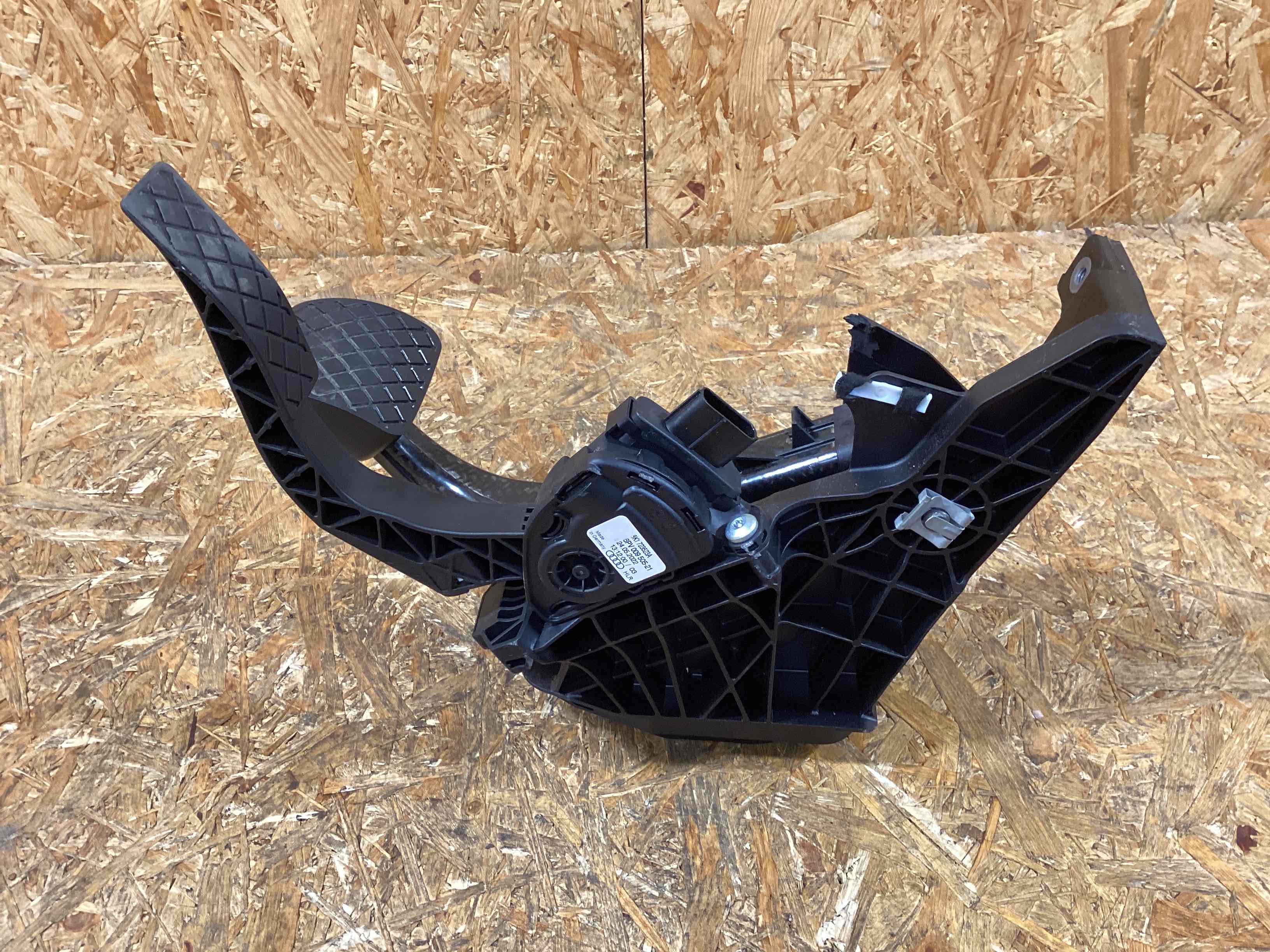 Педаль Porsche Macan 230226-120