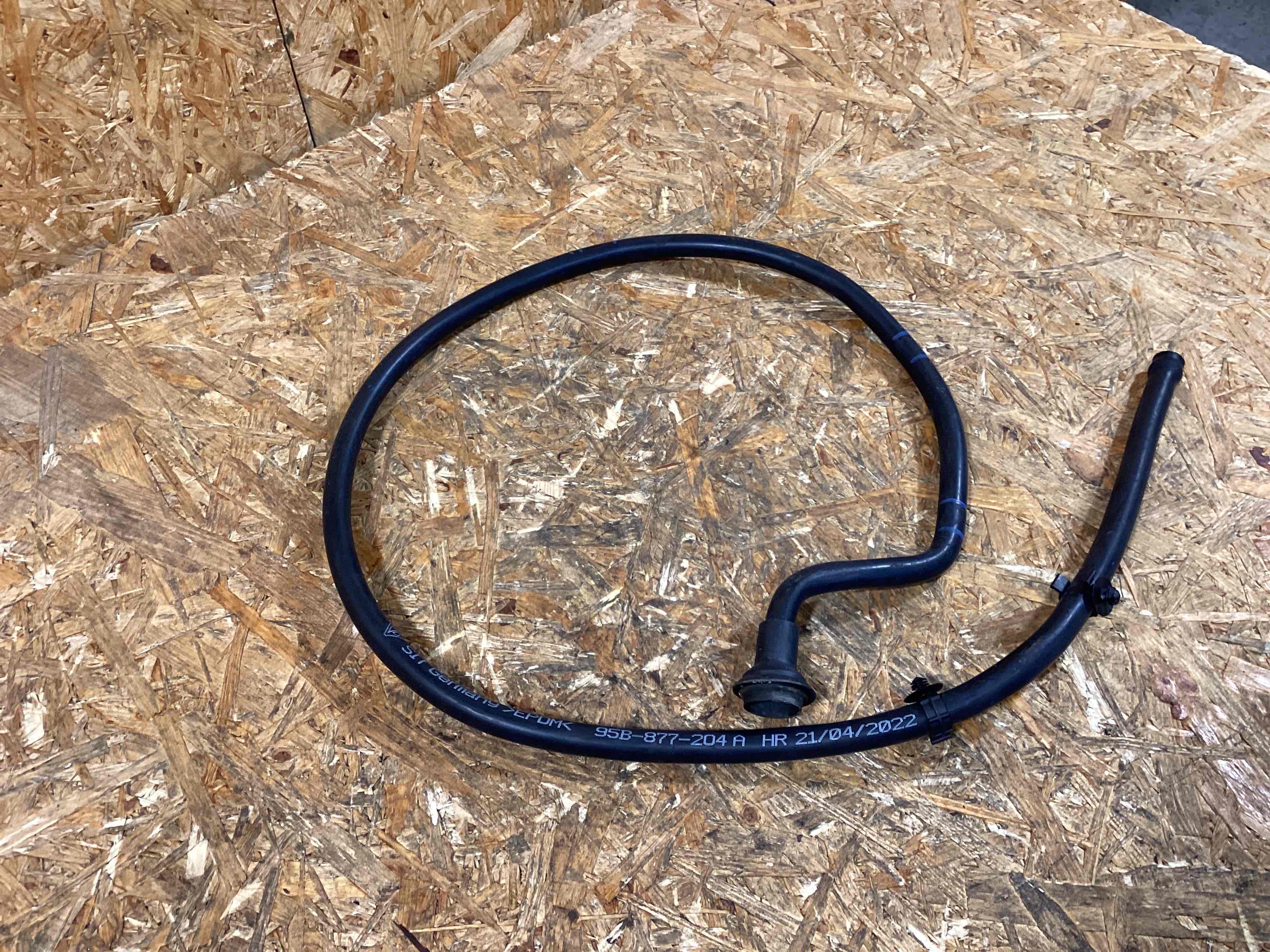 Патрубок Porsche Macan 230226-123