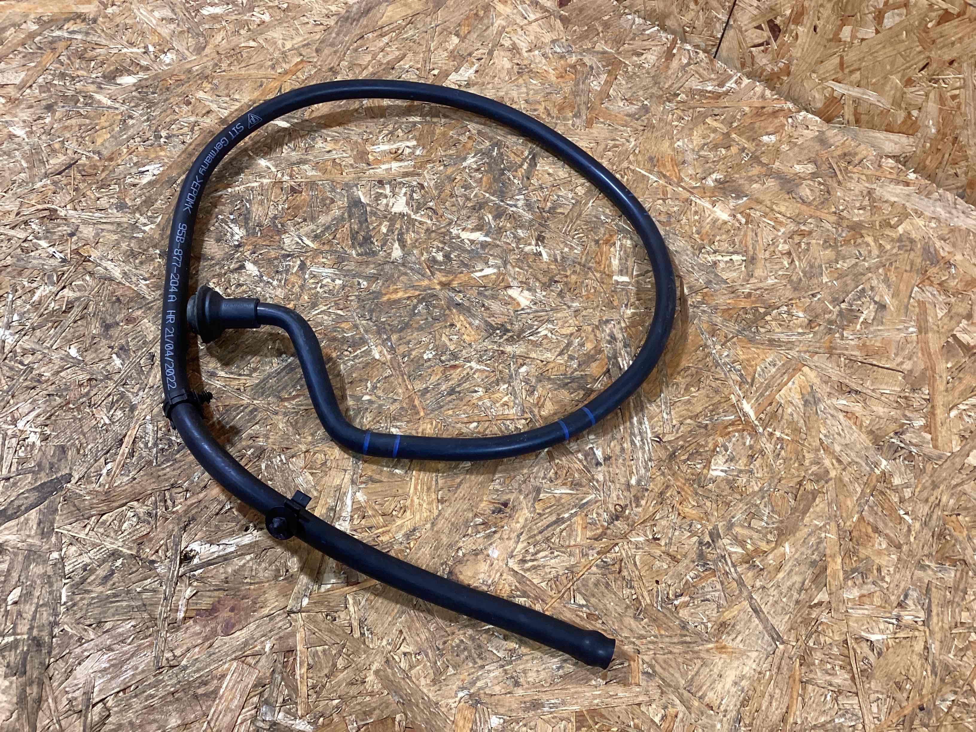 Патрубок Porsche Macan 230226-123