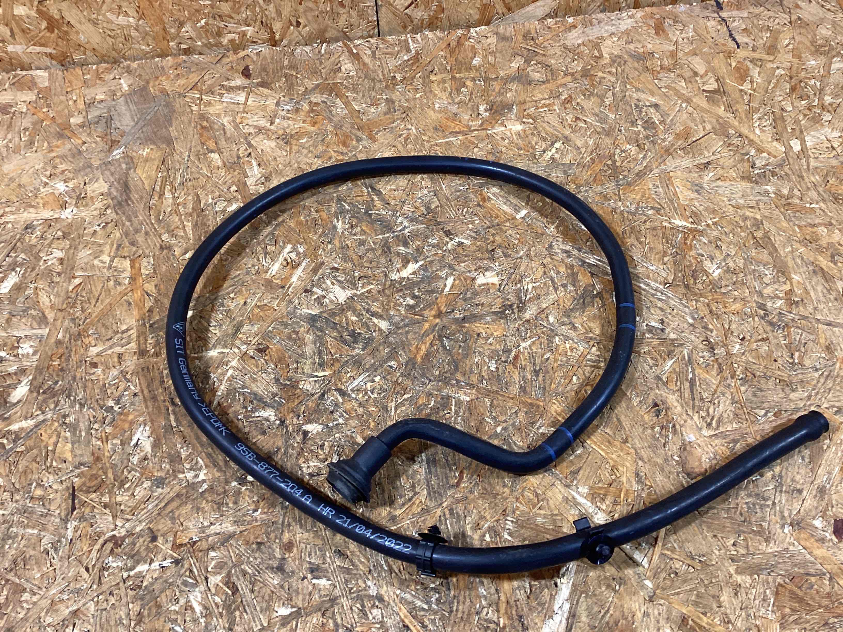 Патрубок Porsche Macan 230226-123