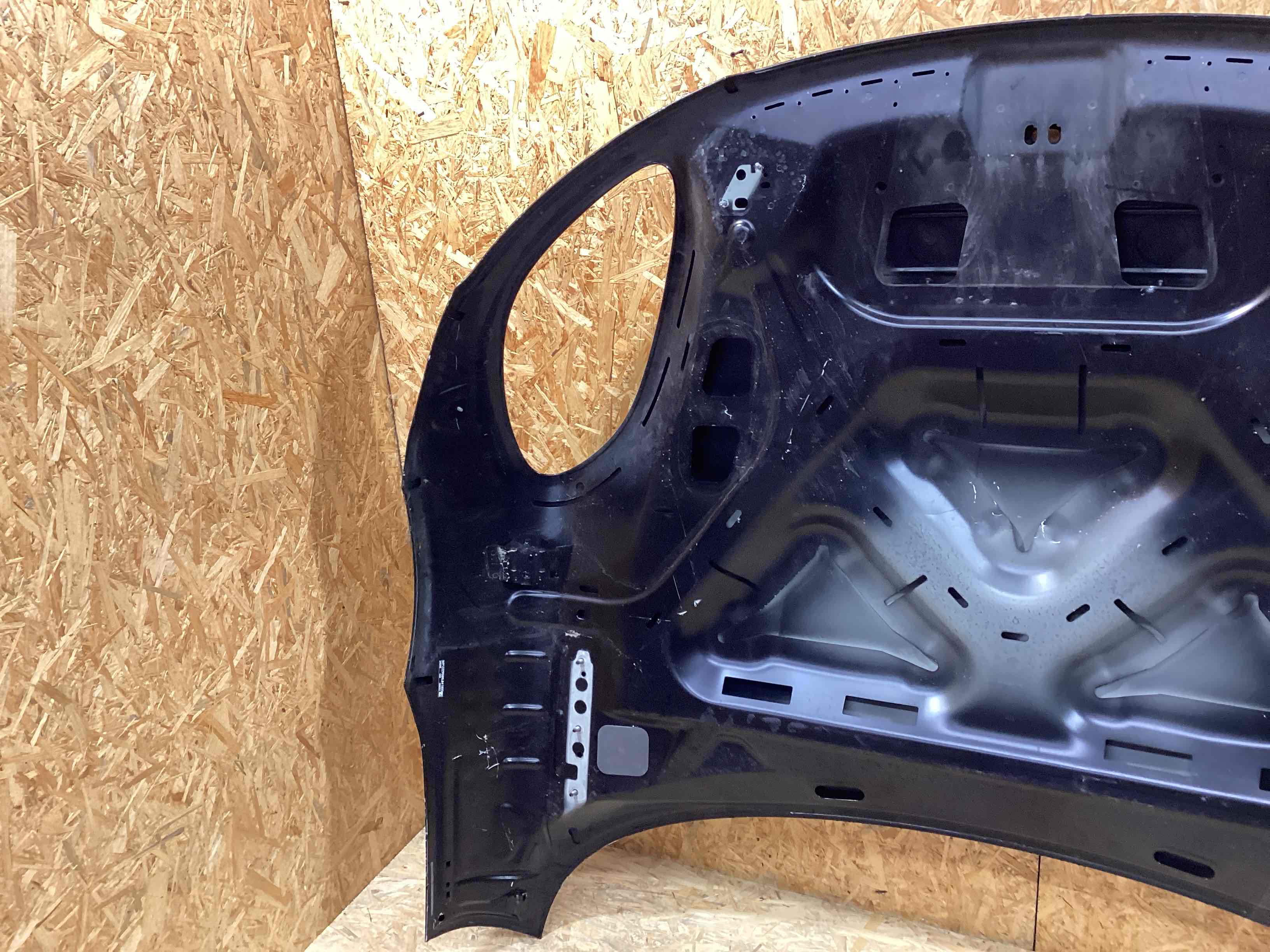 Капот Porsche Macan 230226-130