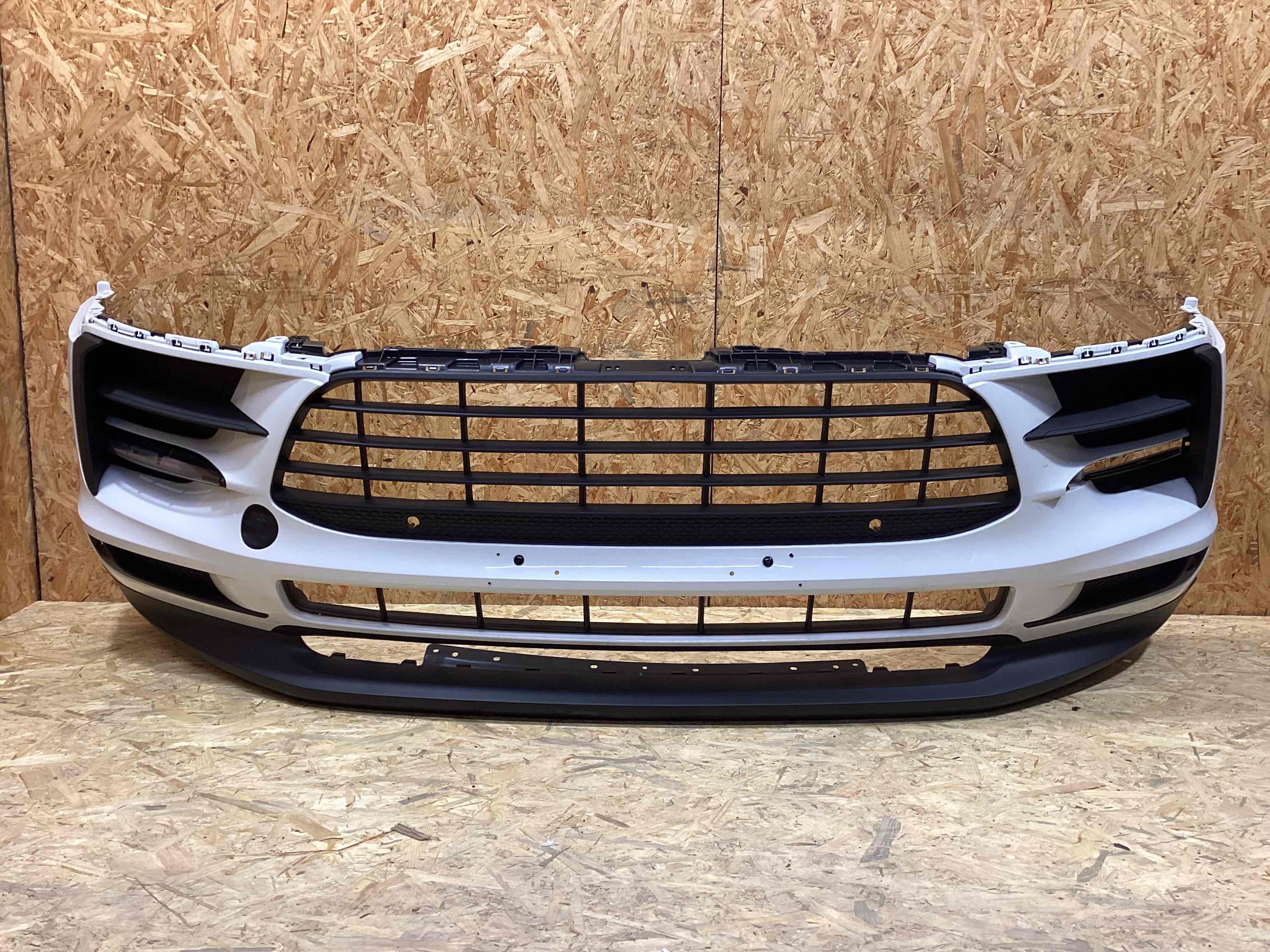 Бампер передний Porsche Macan 230326-101