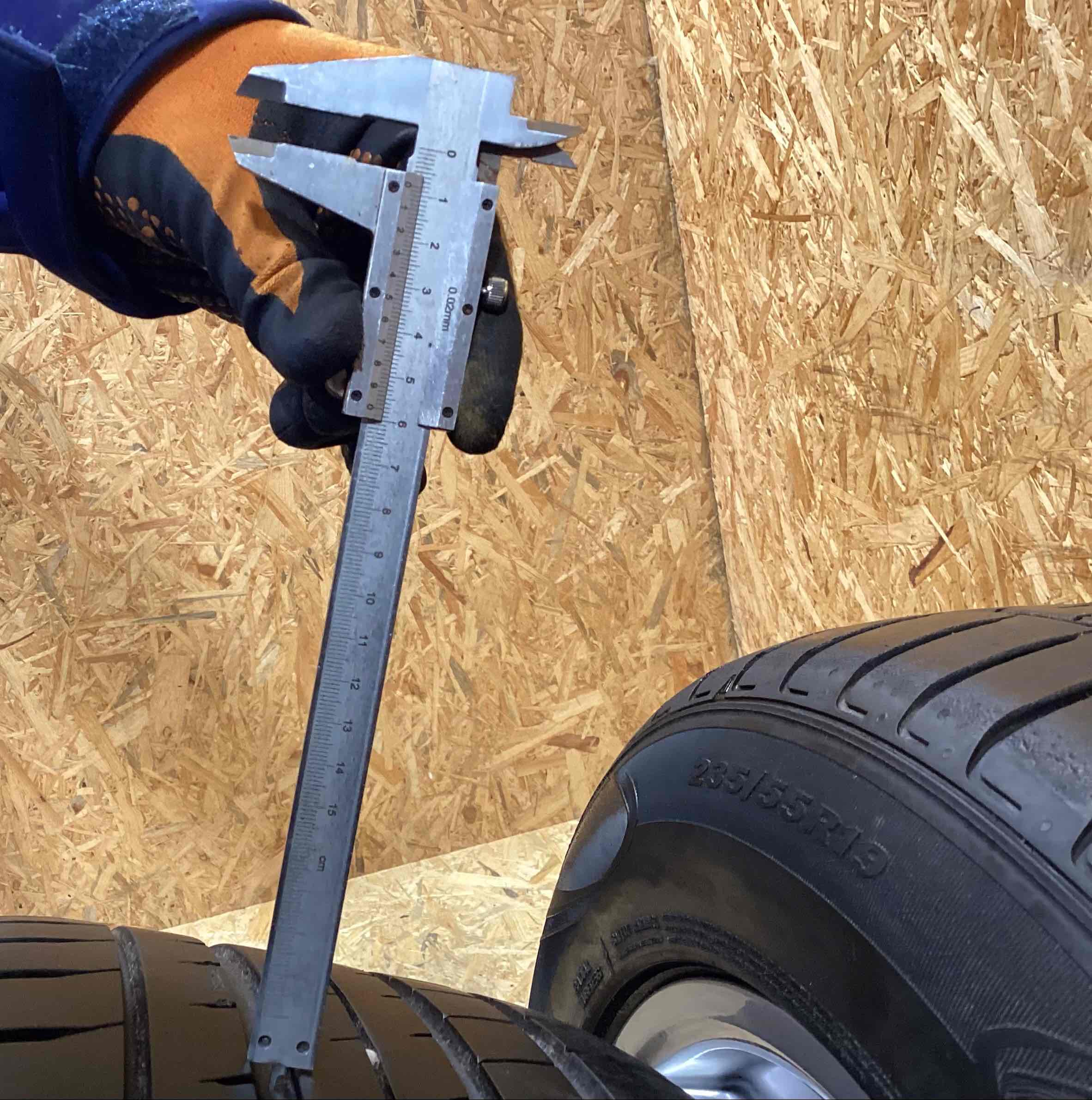 Колесо запасное, держатель, кронштейн, обшивка Porsche Macan 230326-102