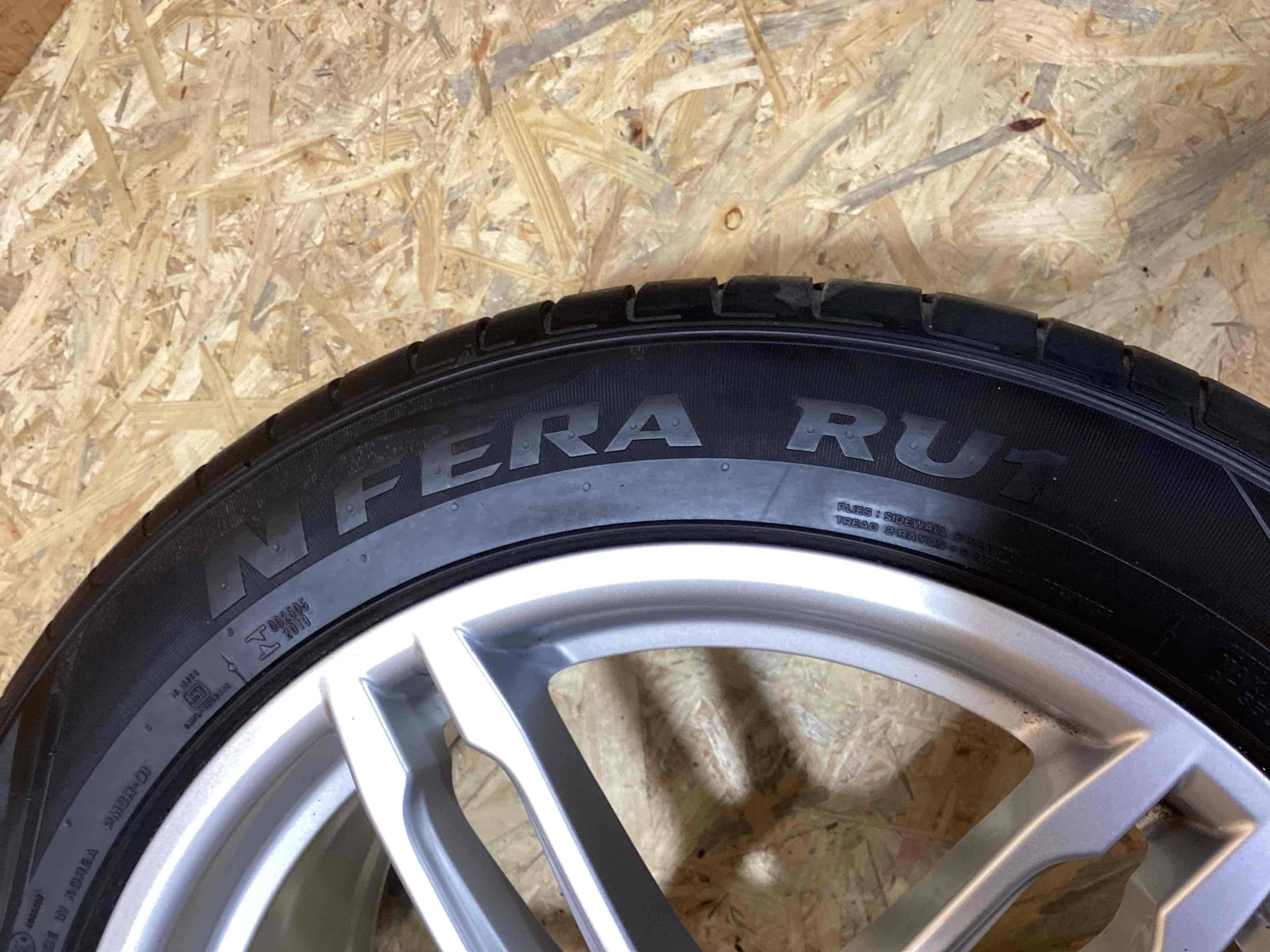 Колесо запасное, держатель, кронштейн, обшивка Porsche Macan 230326-102