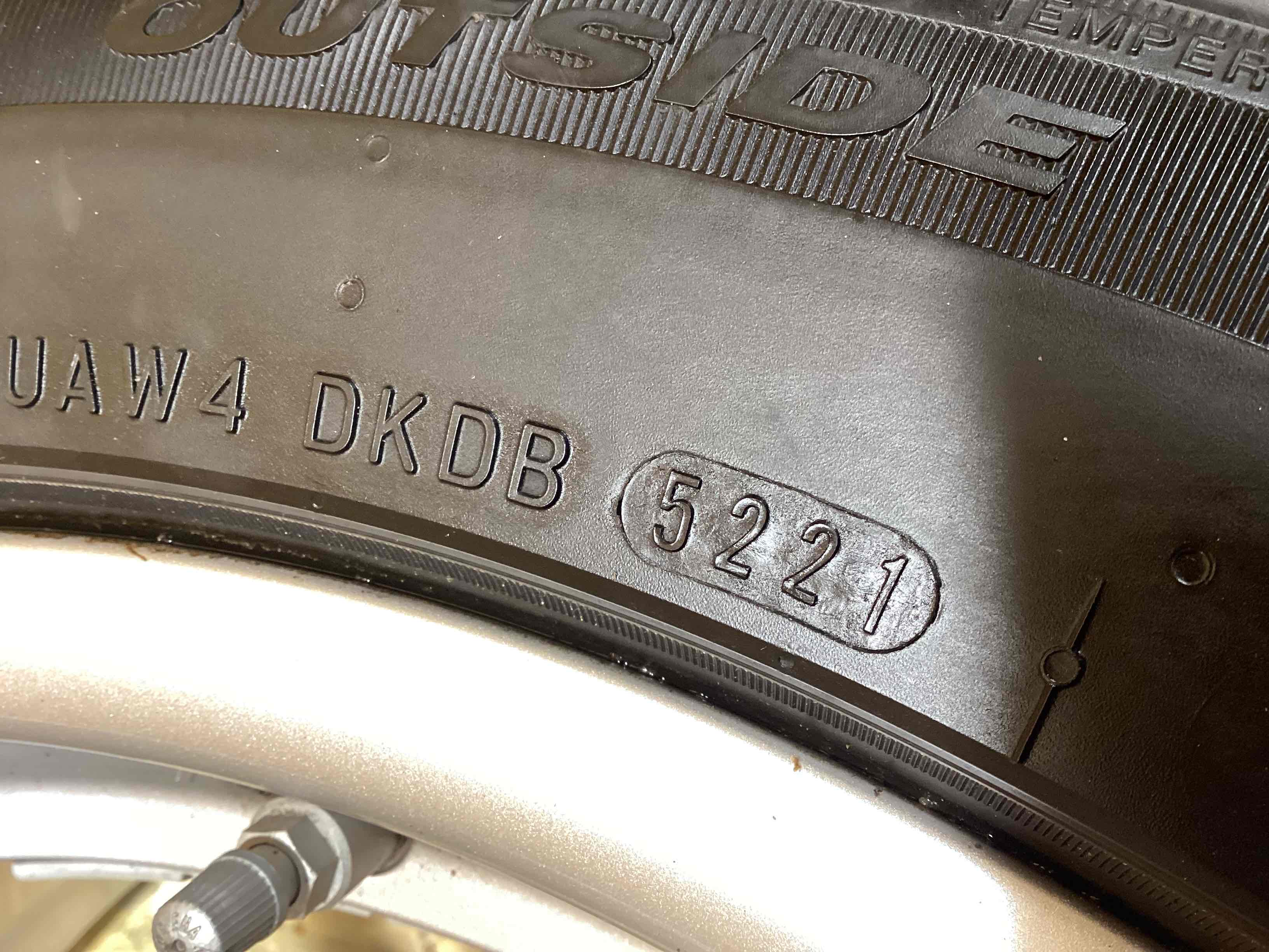 Колесо запасное, держатель, кронштейн, обшивка Porsche Macan 230326-102