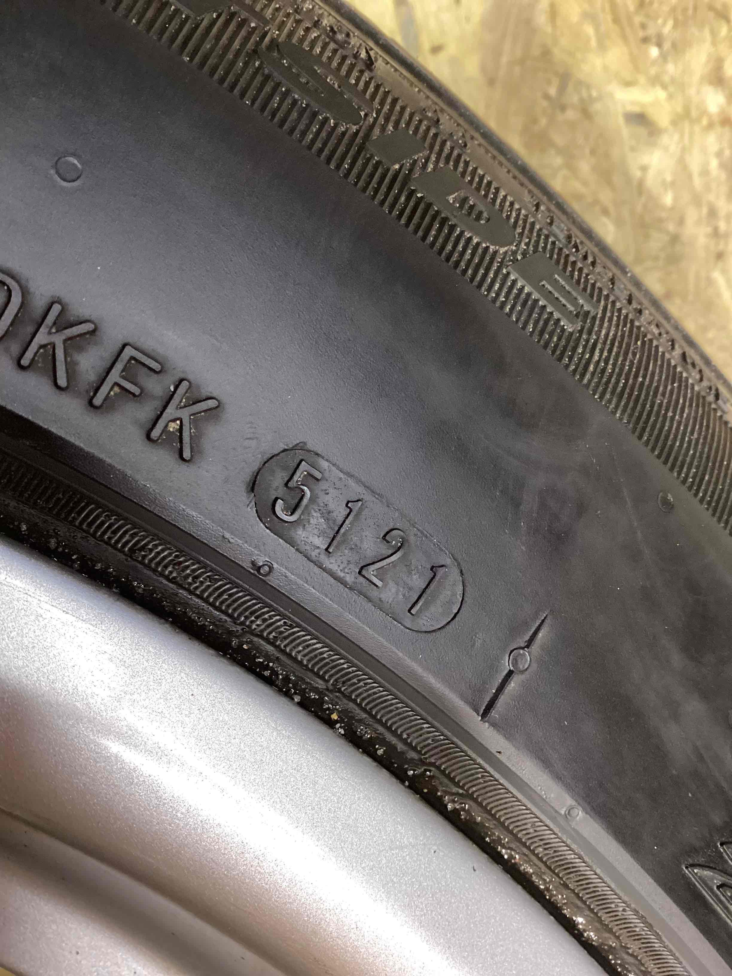 Колесо запасное, держатель, кронштейн, обшивка Porsche Macan 230326-102