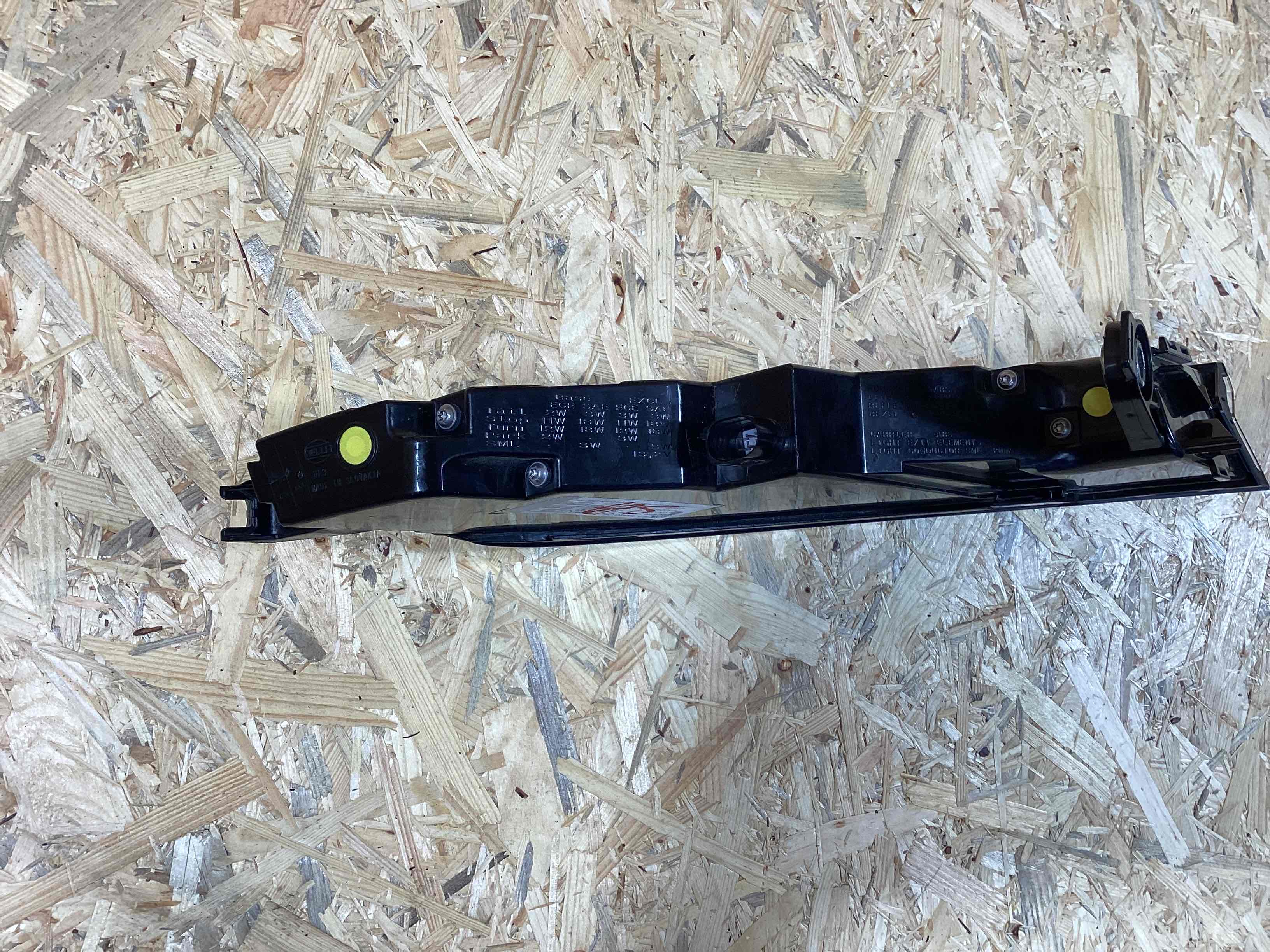 Фонарь задний правый Porsche Taycan 230326-105