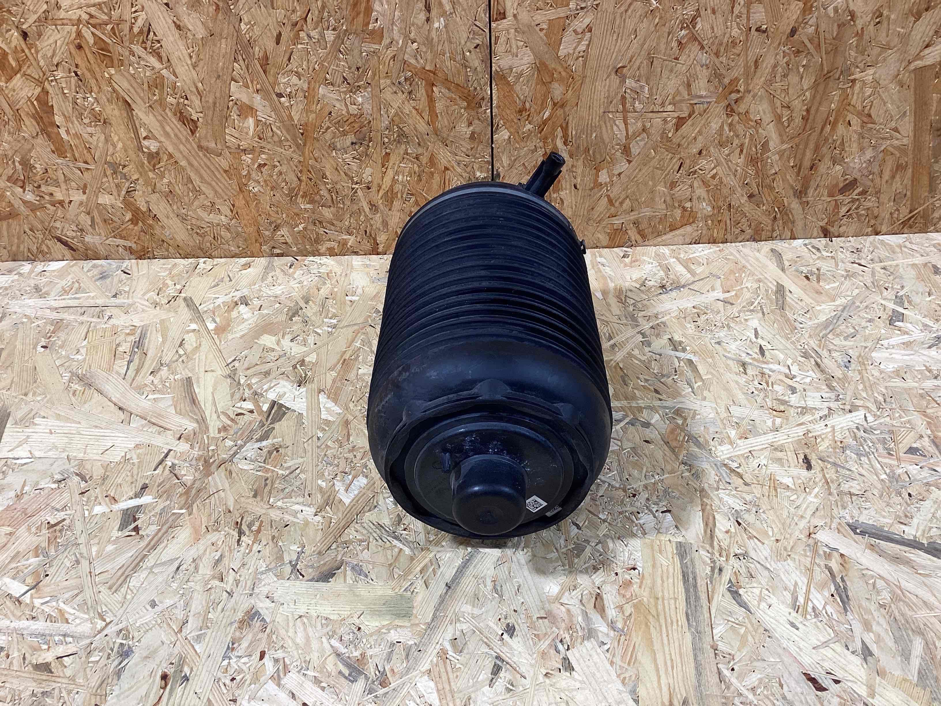 Пневмоподушка Porsche Macan 230326-106