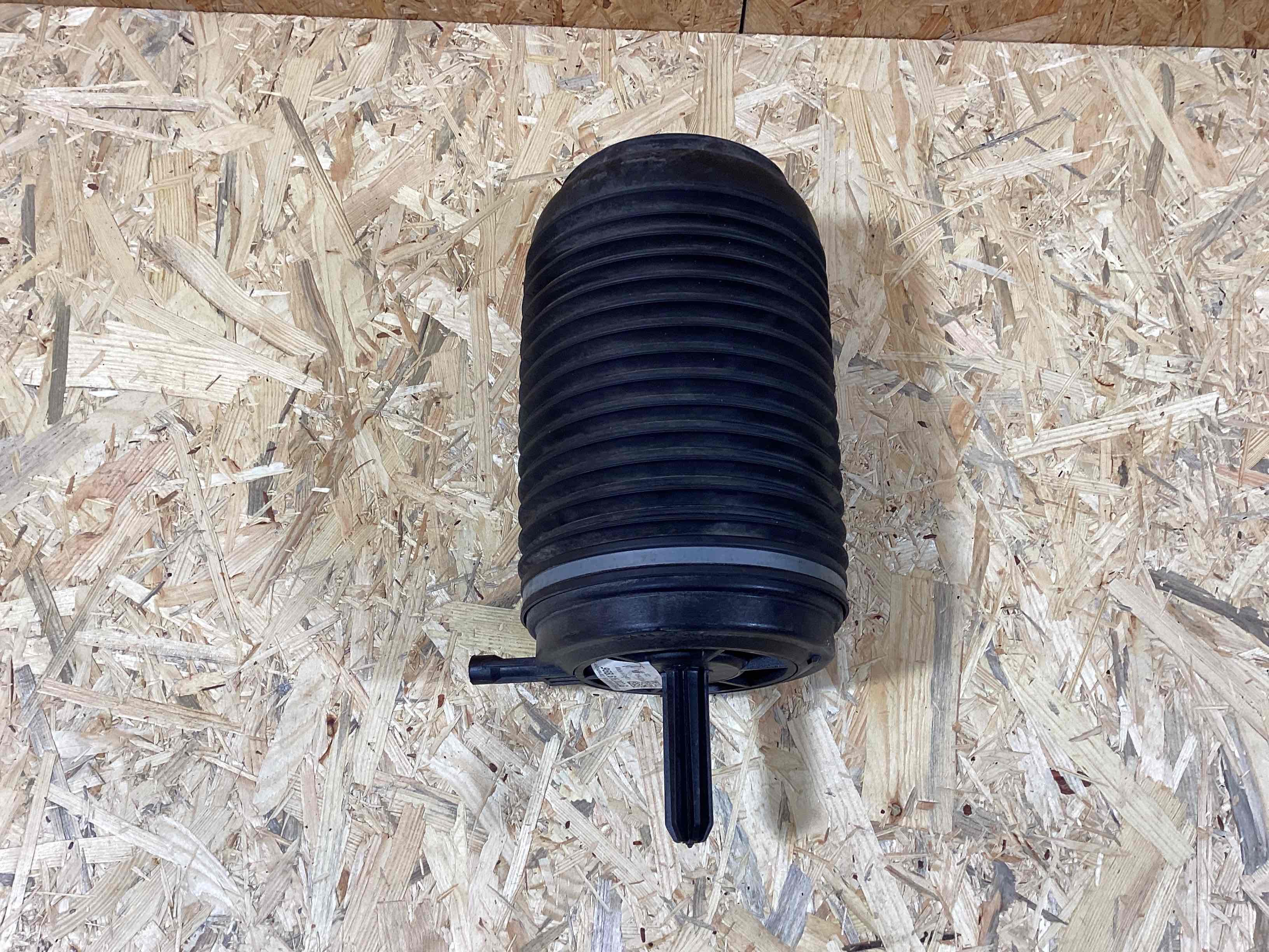 Пневмоподушка Porsche Macan 230326-106