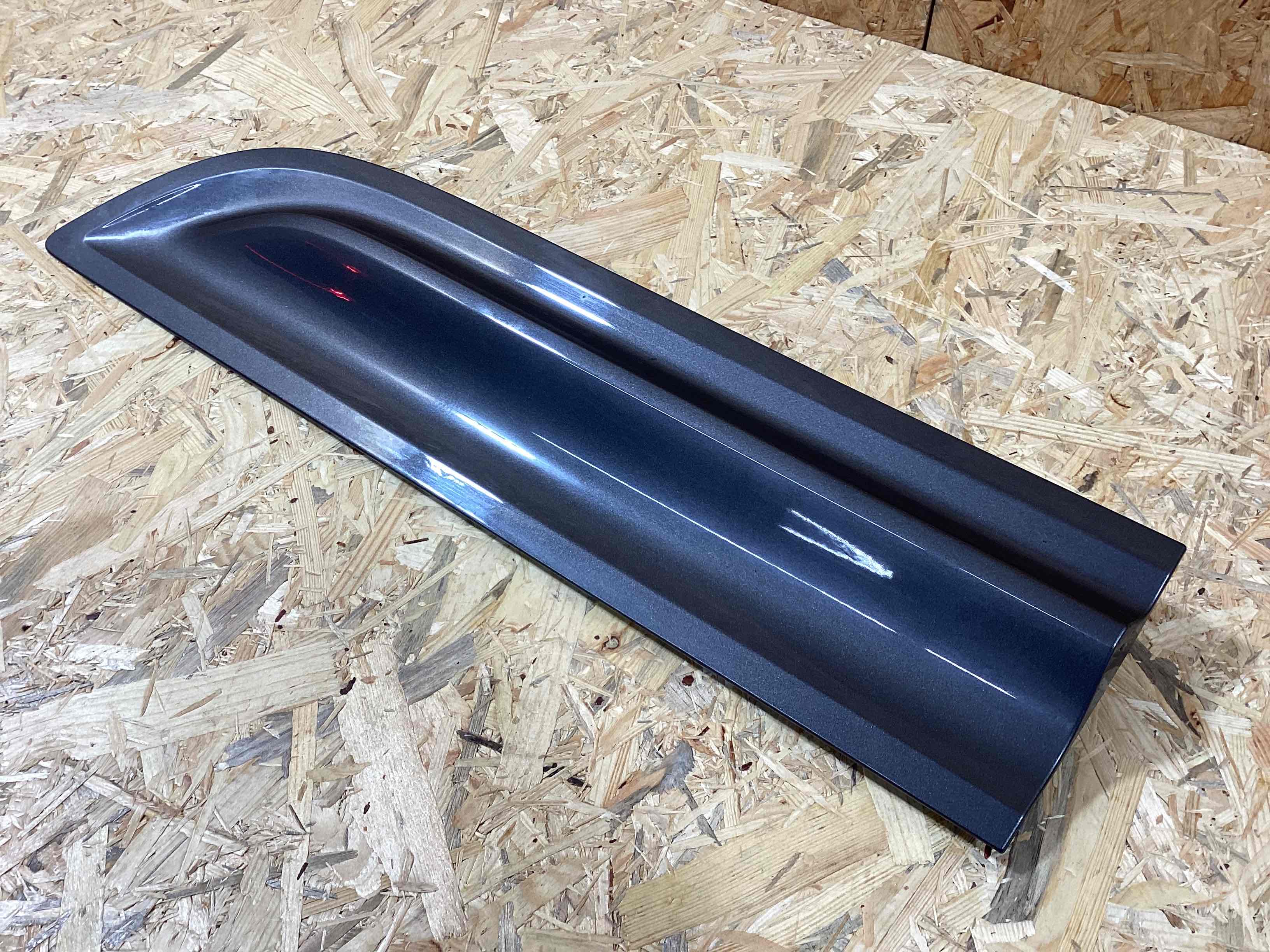 Молдинг двери задней левой Porsche Macan 230326-111