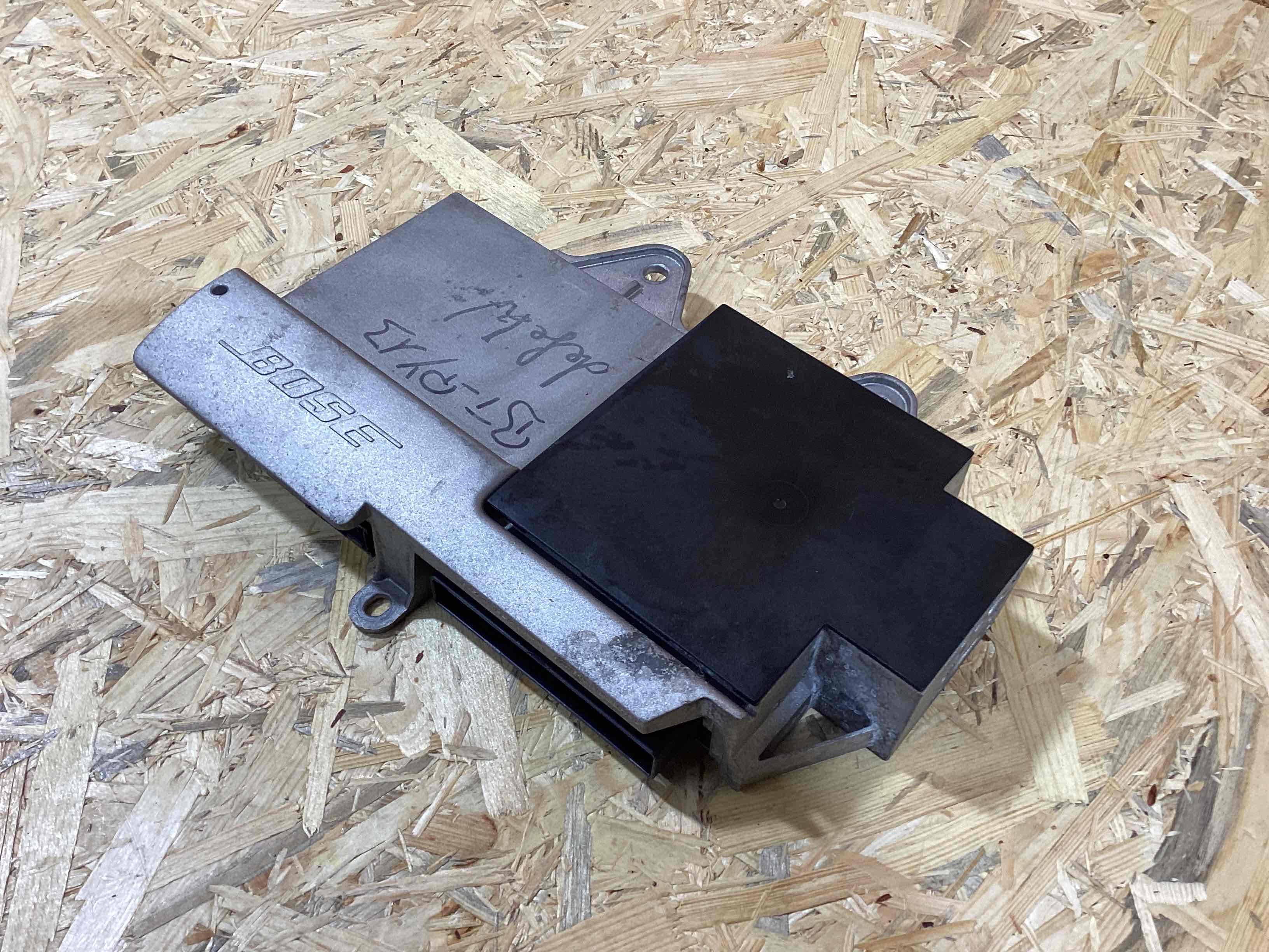 Усилитель аудио (музыка) Porsche Macan 230326-113