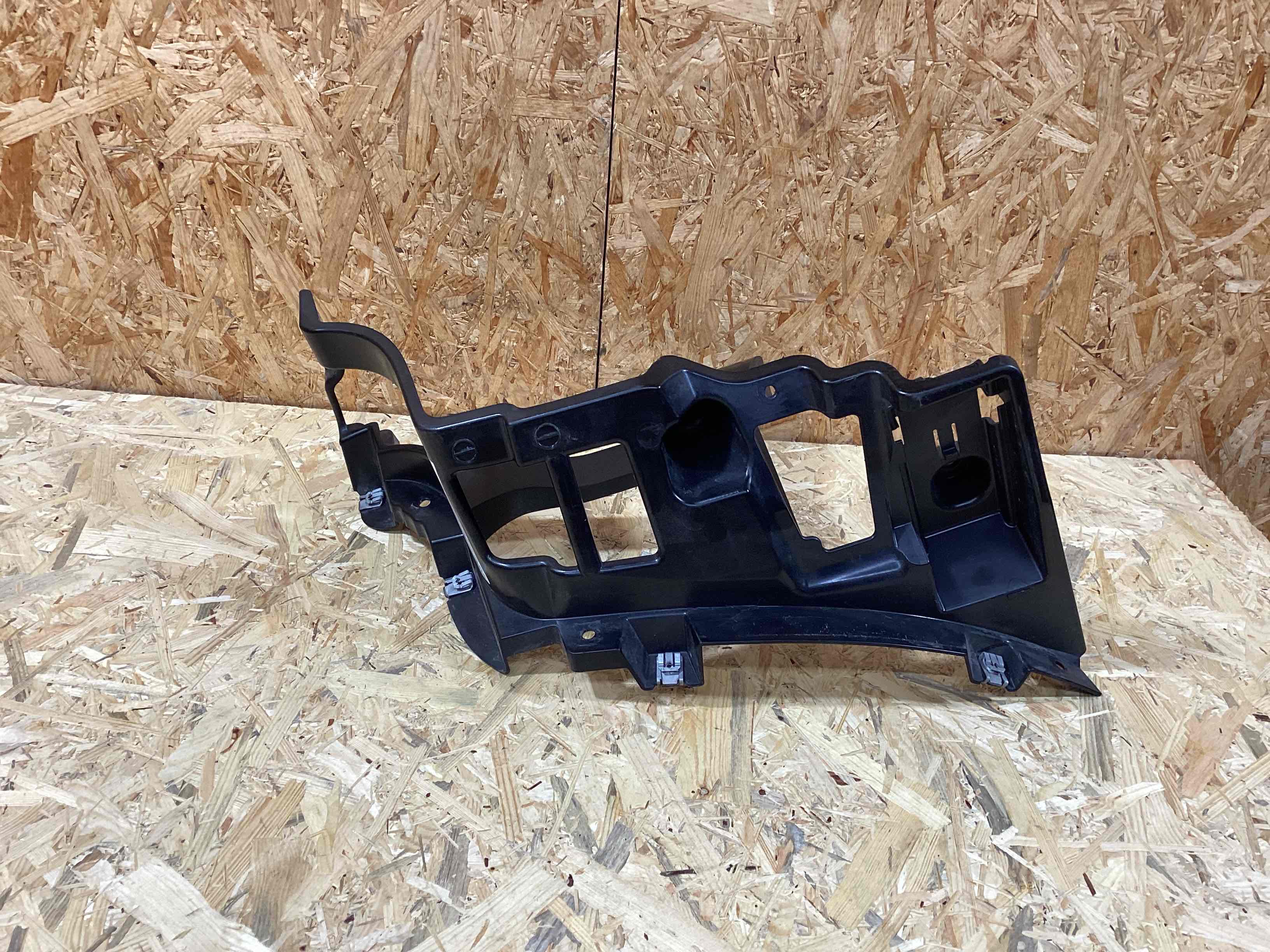 Крепление бампера Porsche Taycan 230326-116