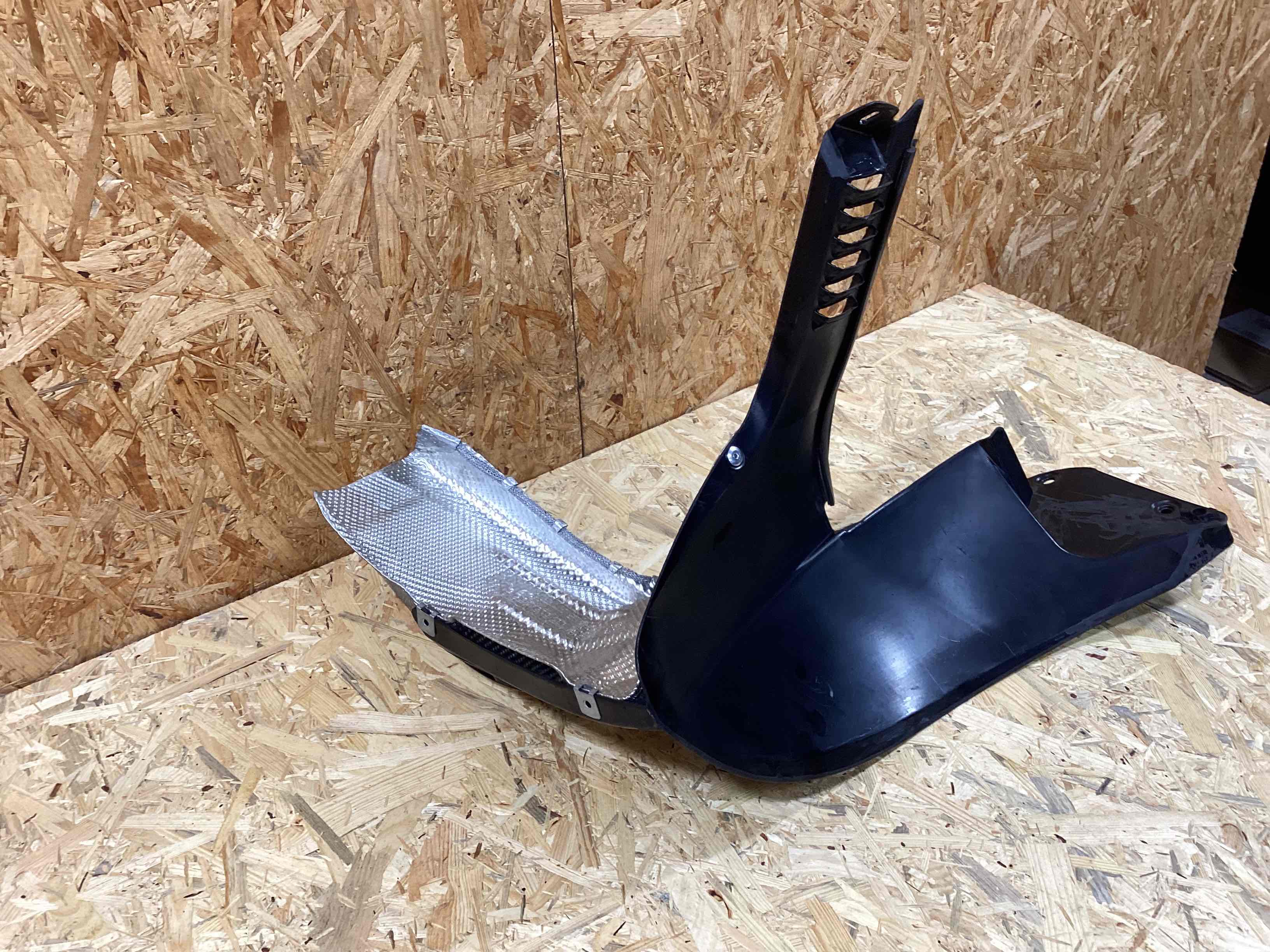 Крепление бампера Porsche Boxster 718 230326-117