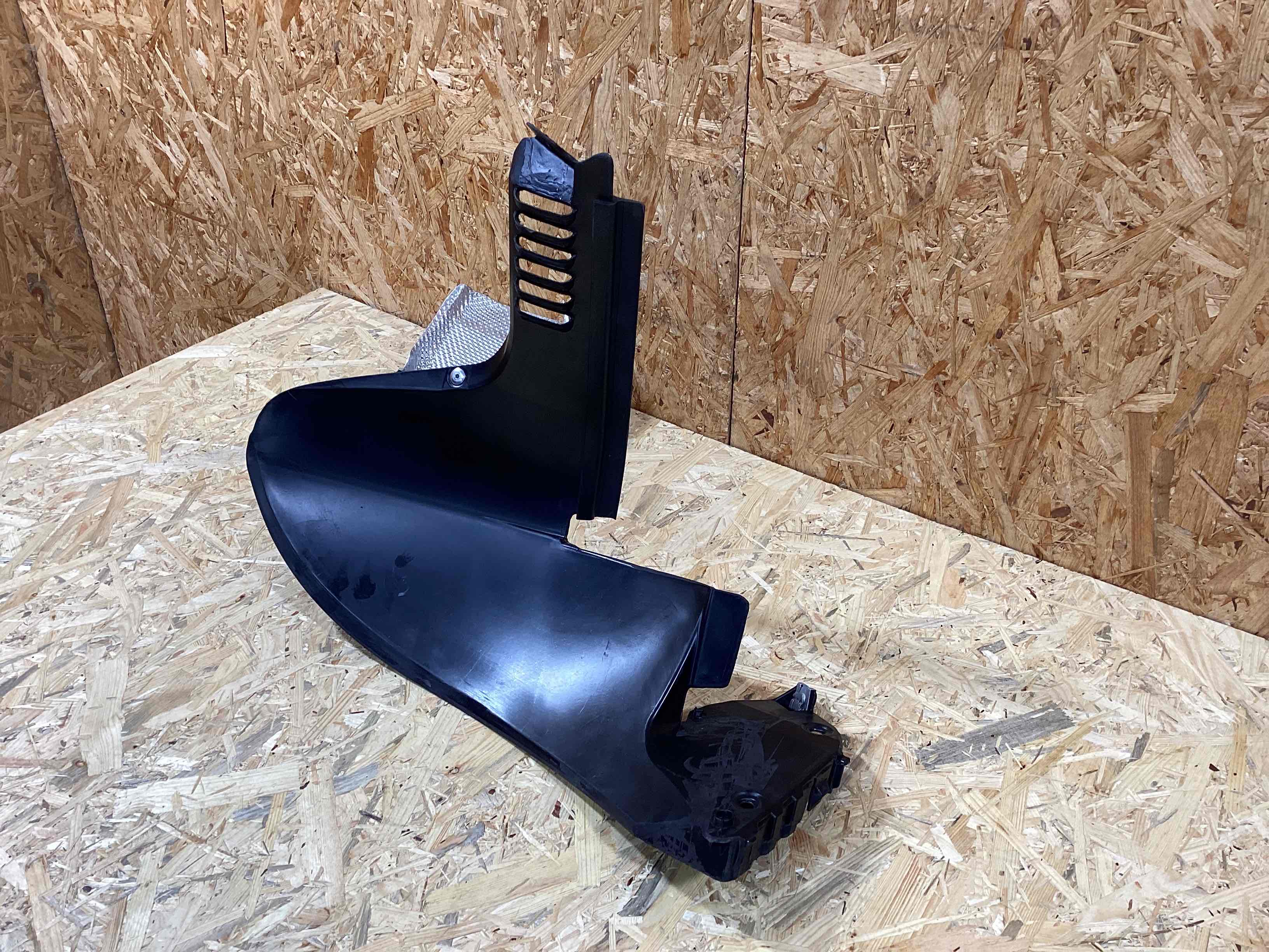 Крепление бампера Porsche Boxster 718 230326-117