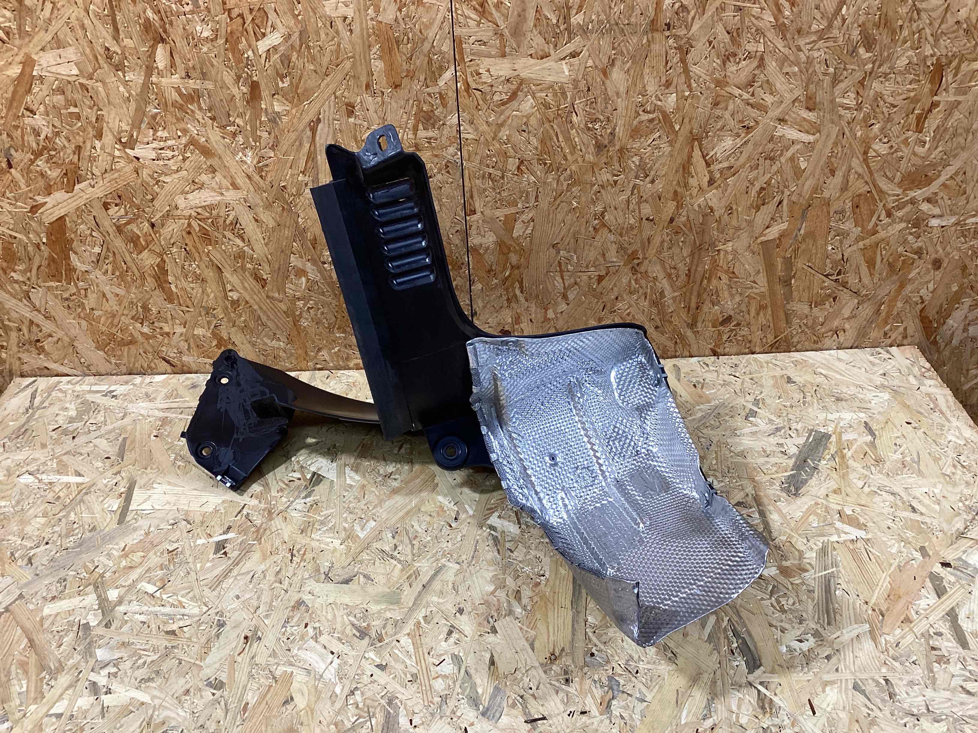 Крепление бампера Porsche Boxster 718 230326-117