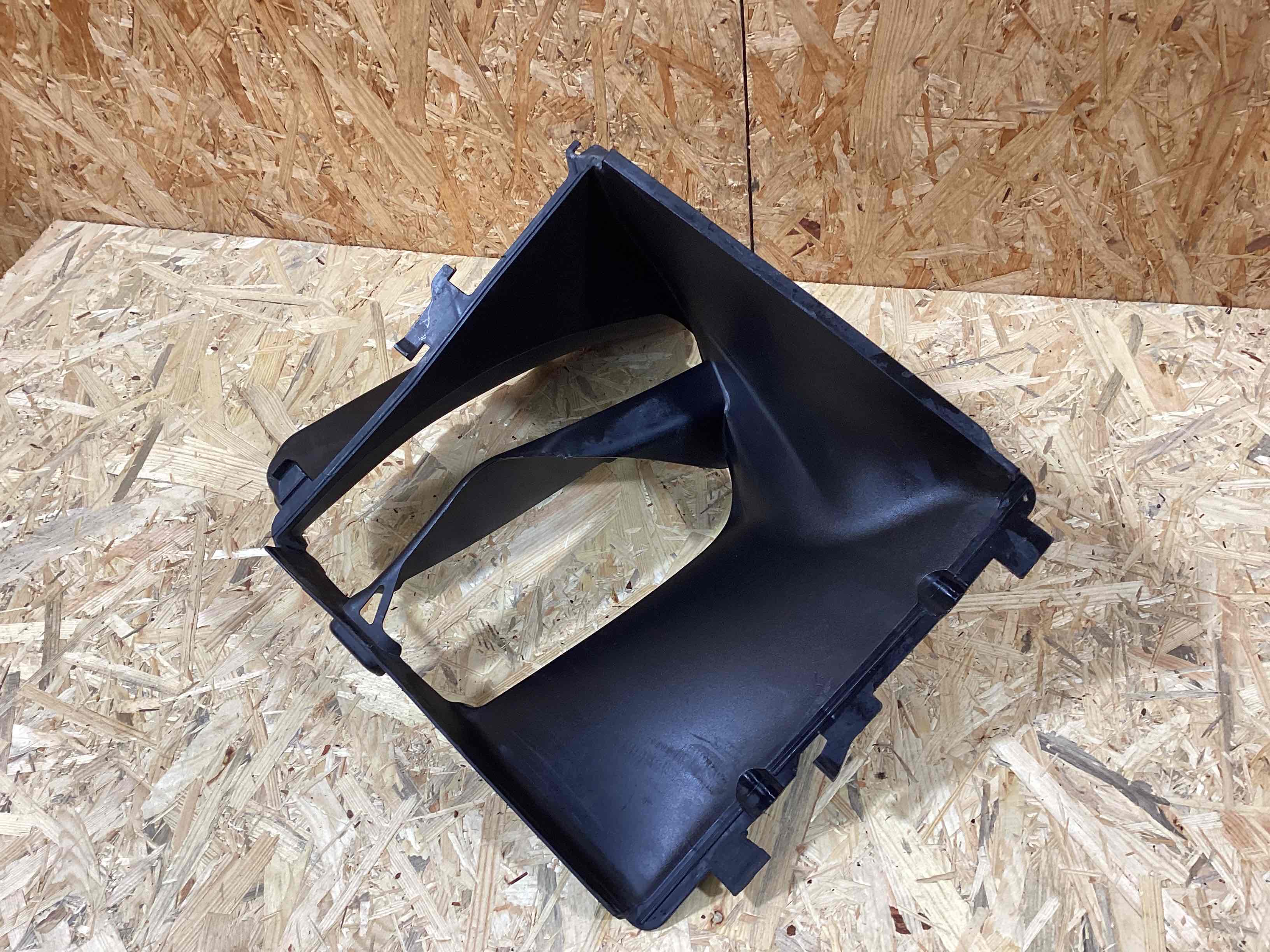 Воздуховод Porsche Macan 230326-118