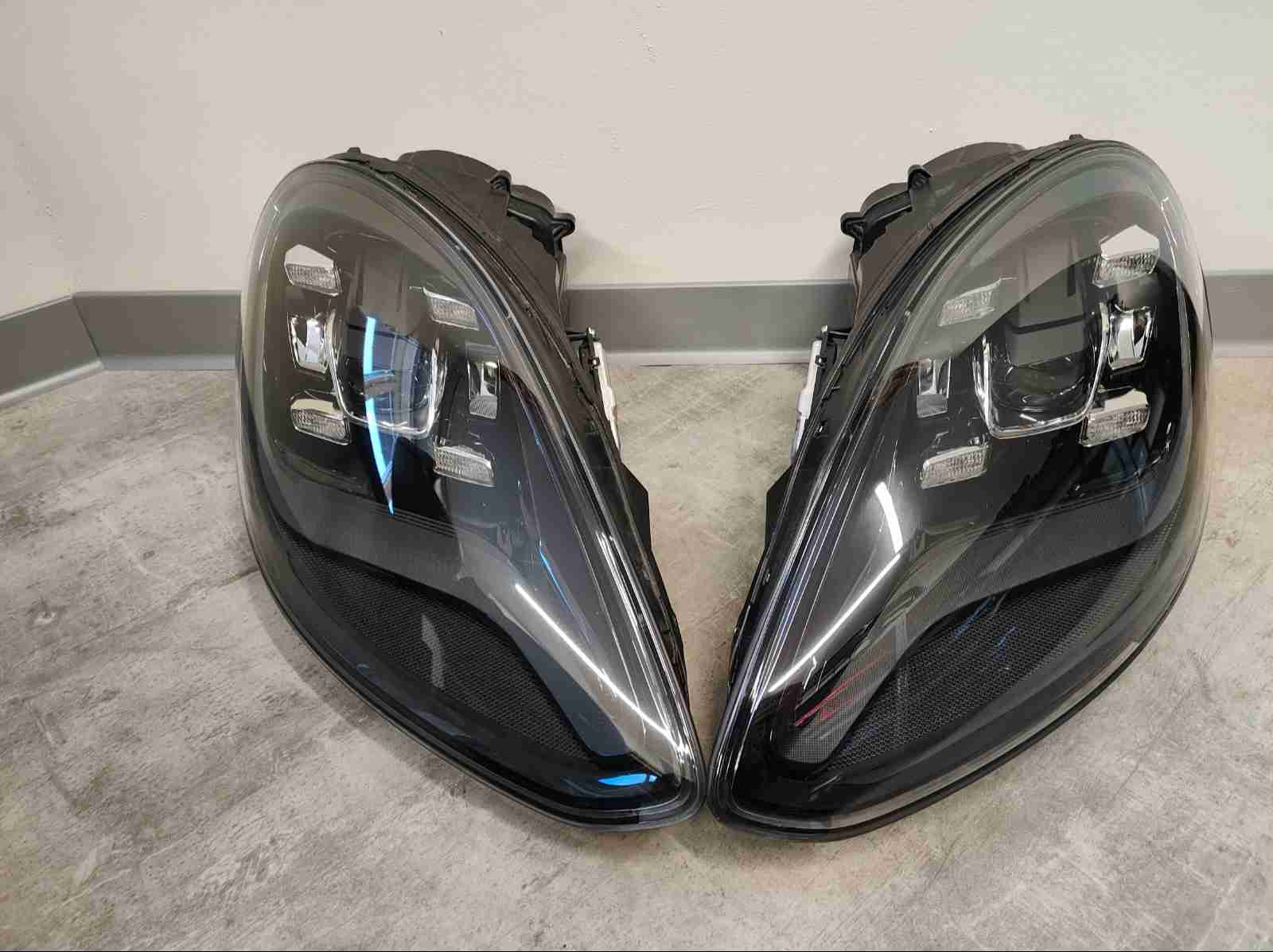 Фара левая Porsche Panamera 230426-102