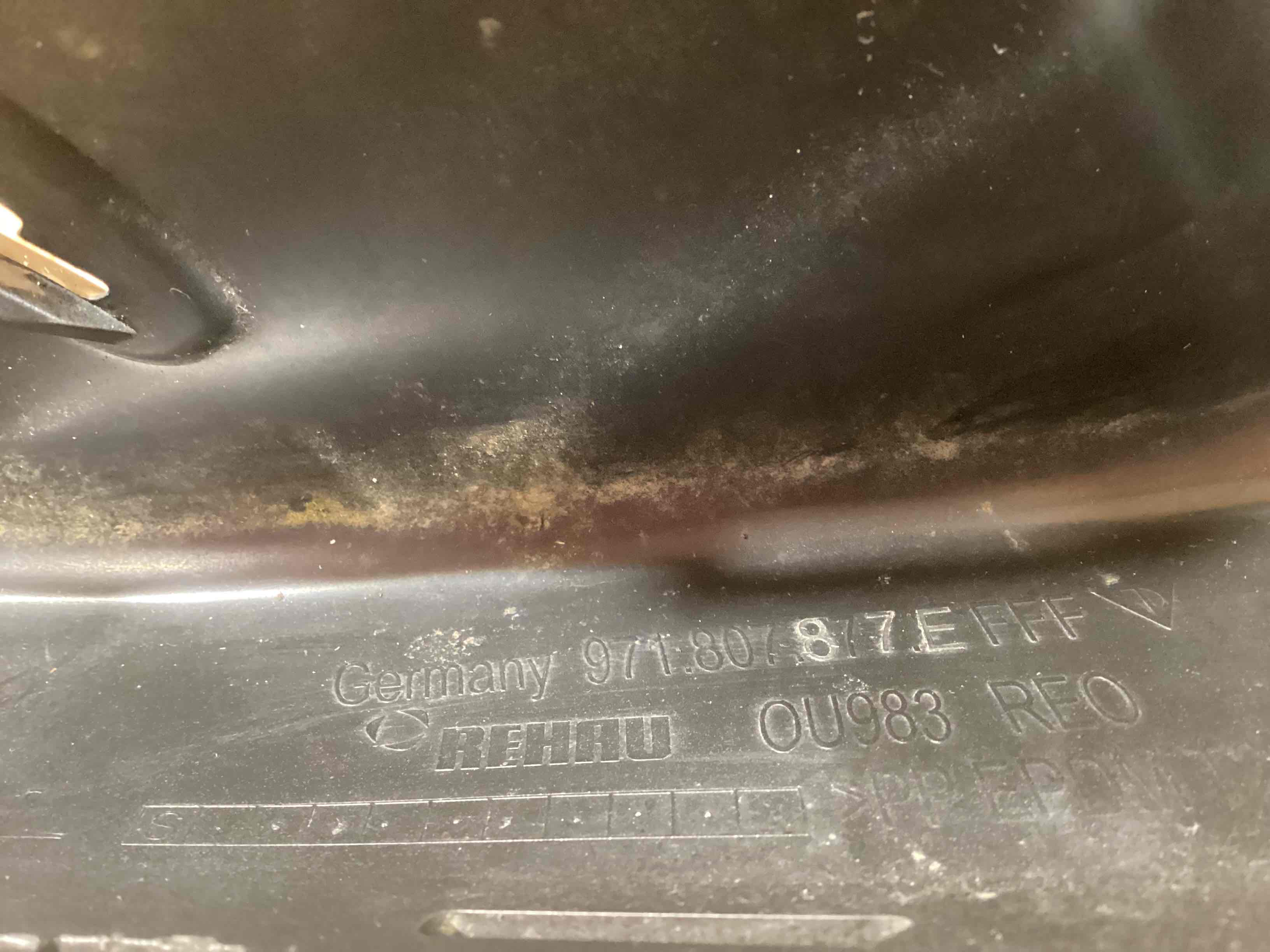 Заглушка, вставка (решетка) в бампер Porsche Panamera 230426-121