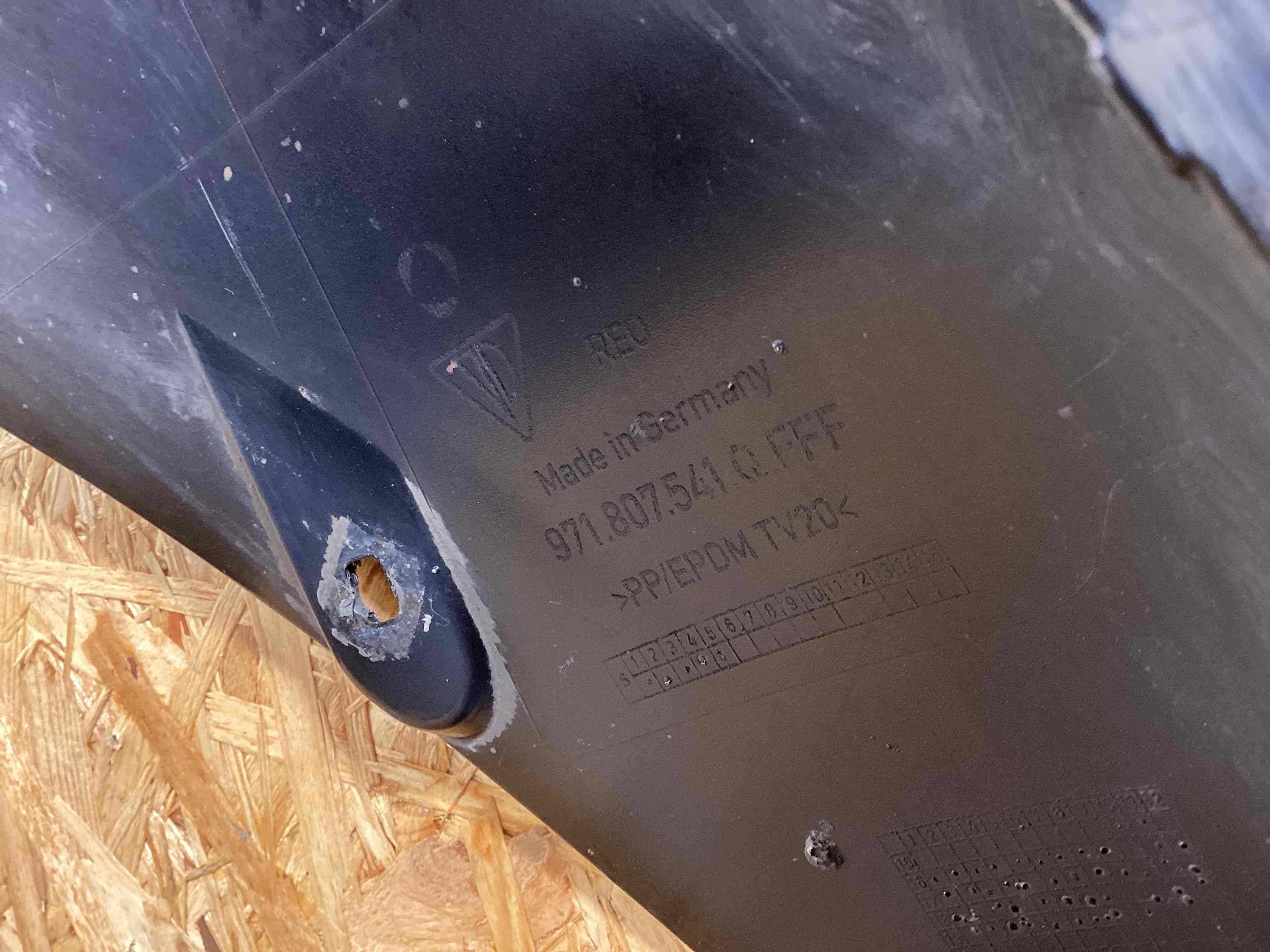 Юбка бампера нижняя Porsche Panamera 230625-111