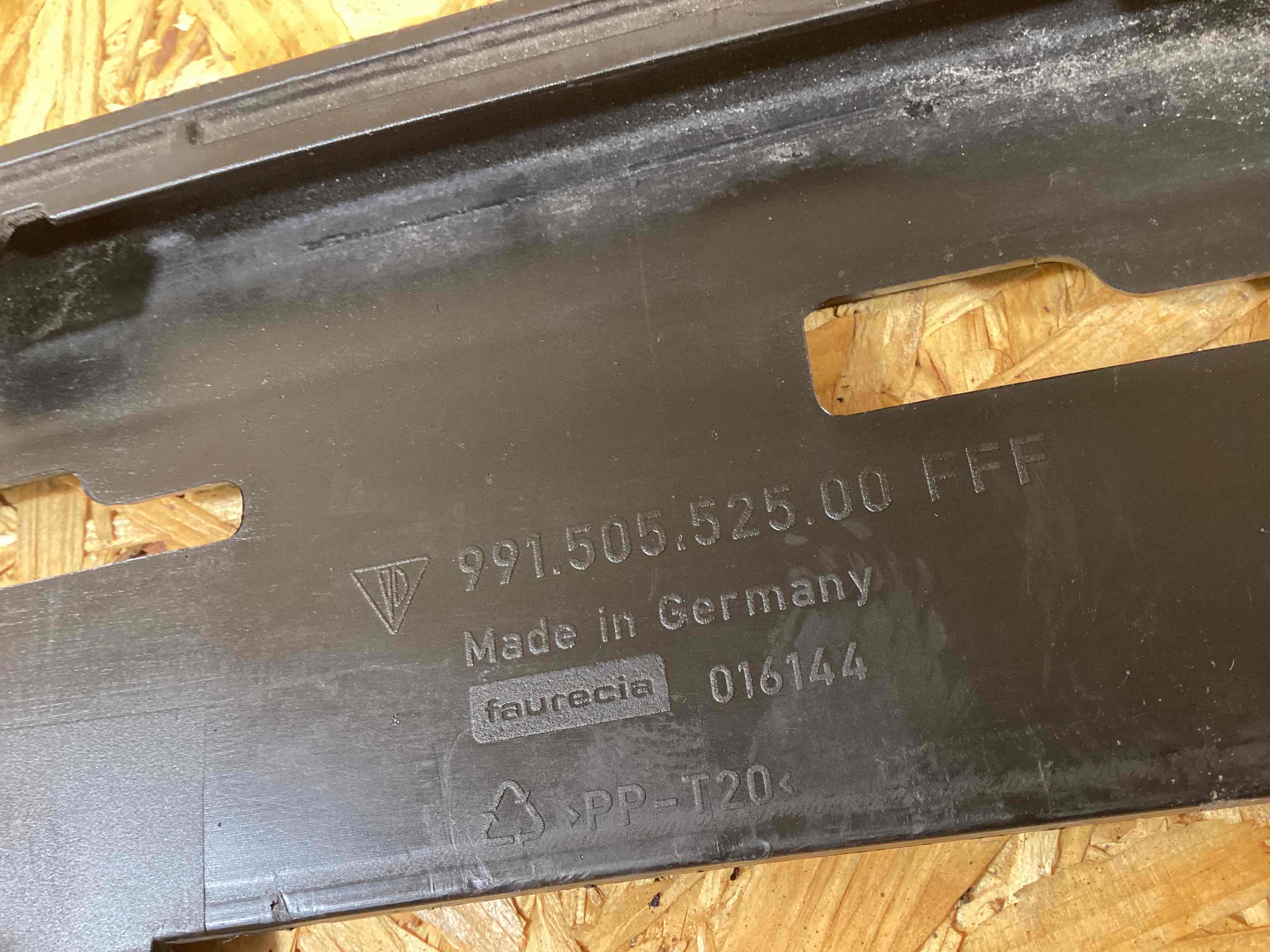 Накладка на бампер Porsche 911 230625-123