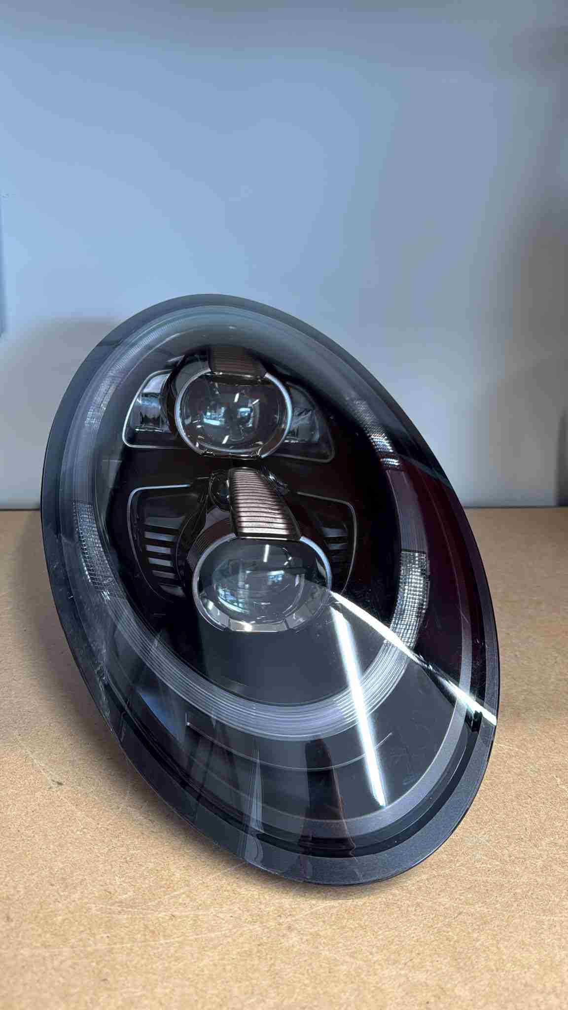 Фара правая Porsche 911 230726-205
