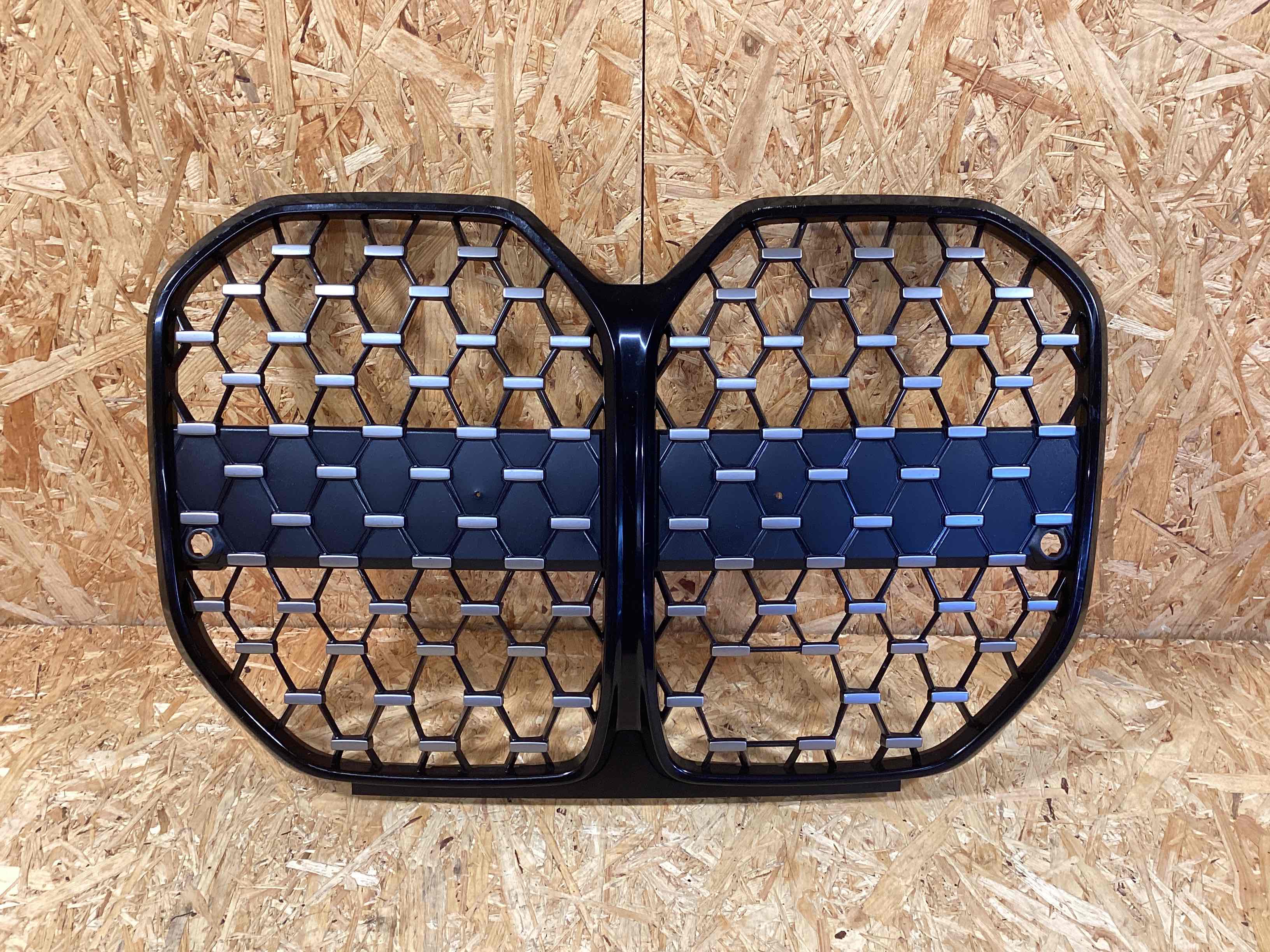 Решетка радиатора BMW 4 серия 230925-108