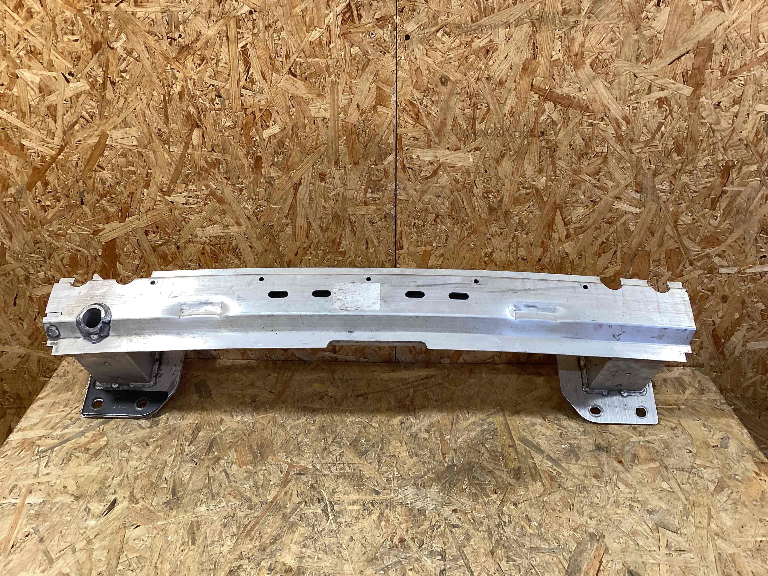 Підсилювач бампера BMW X5 230926-101