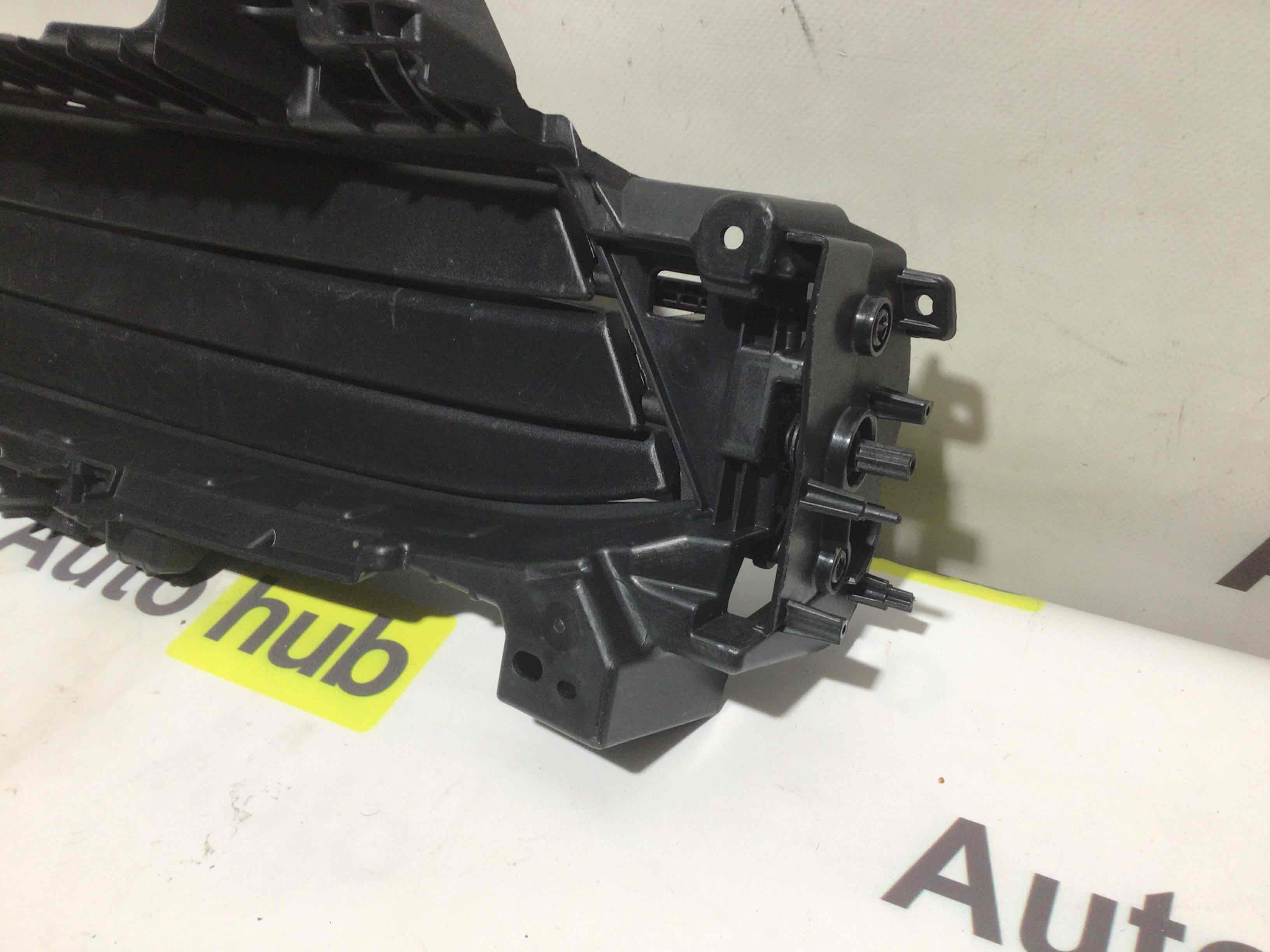 Жалюзи радиатора Porsche Macan 231225-003